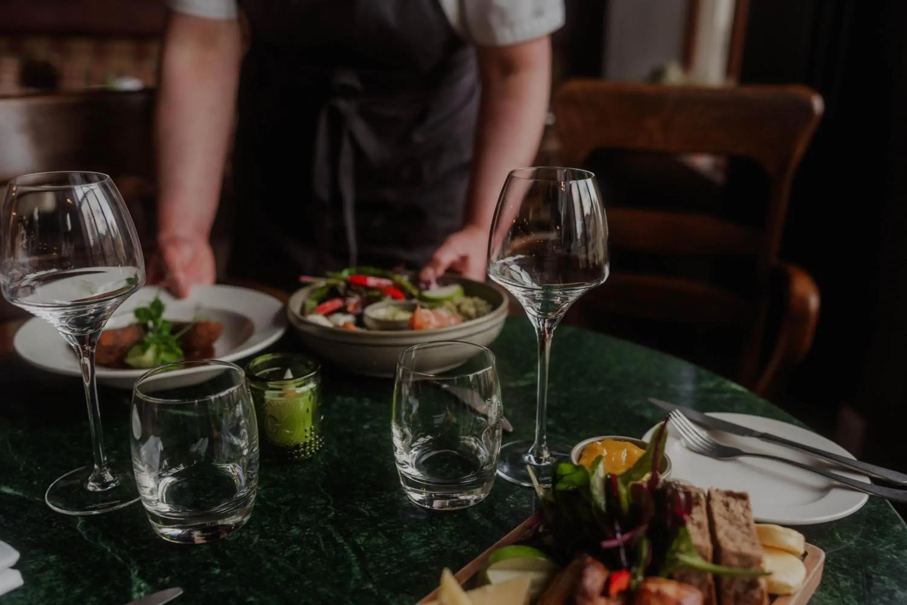 Restaurant/places to eat in Balmoral Arms Restaurant/places to eat in Balmoral Arms