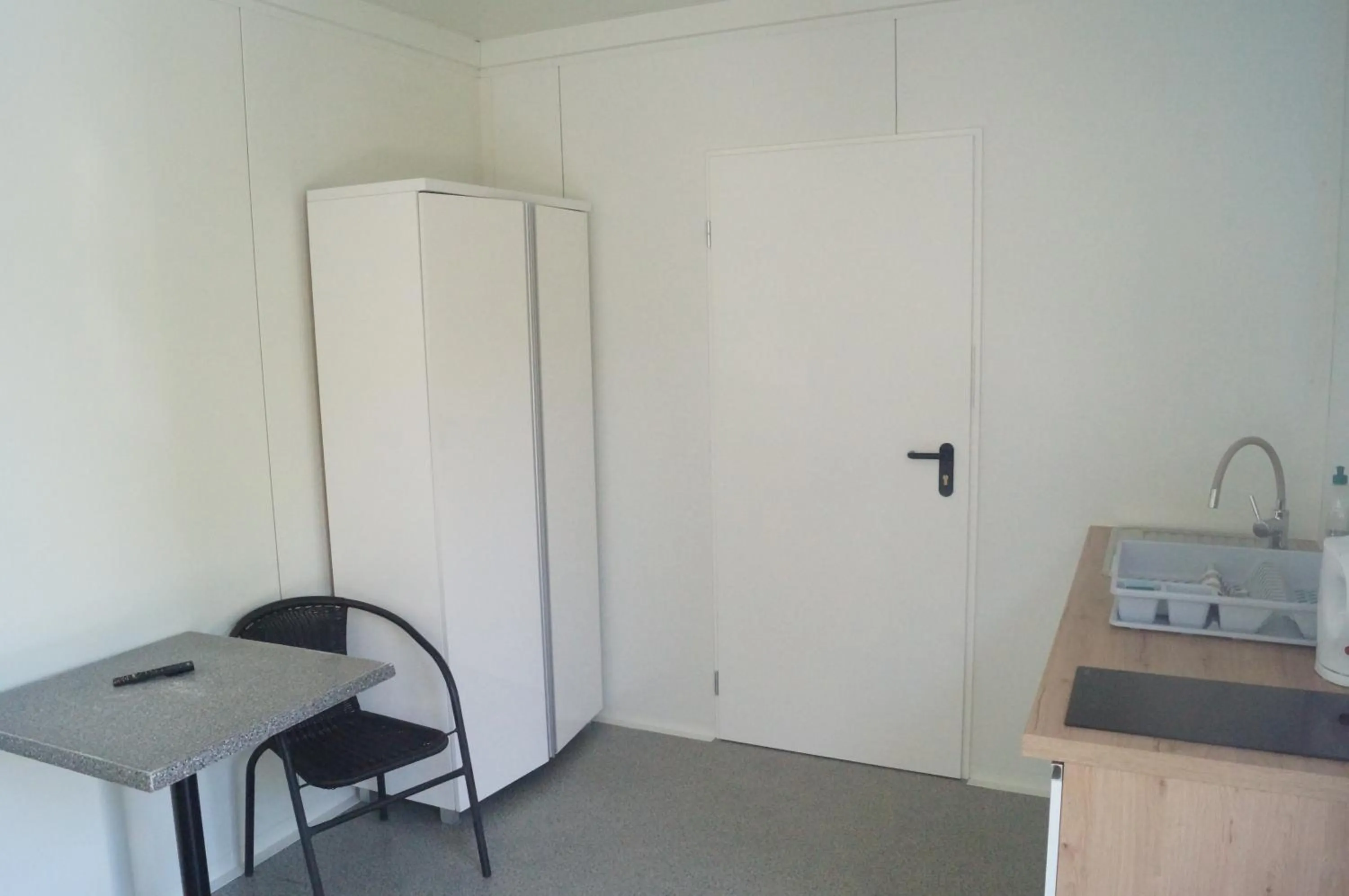 wardrobe in Mini Kemping Laguna