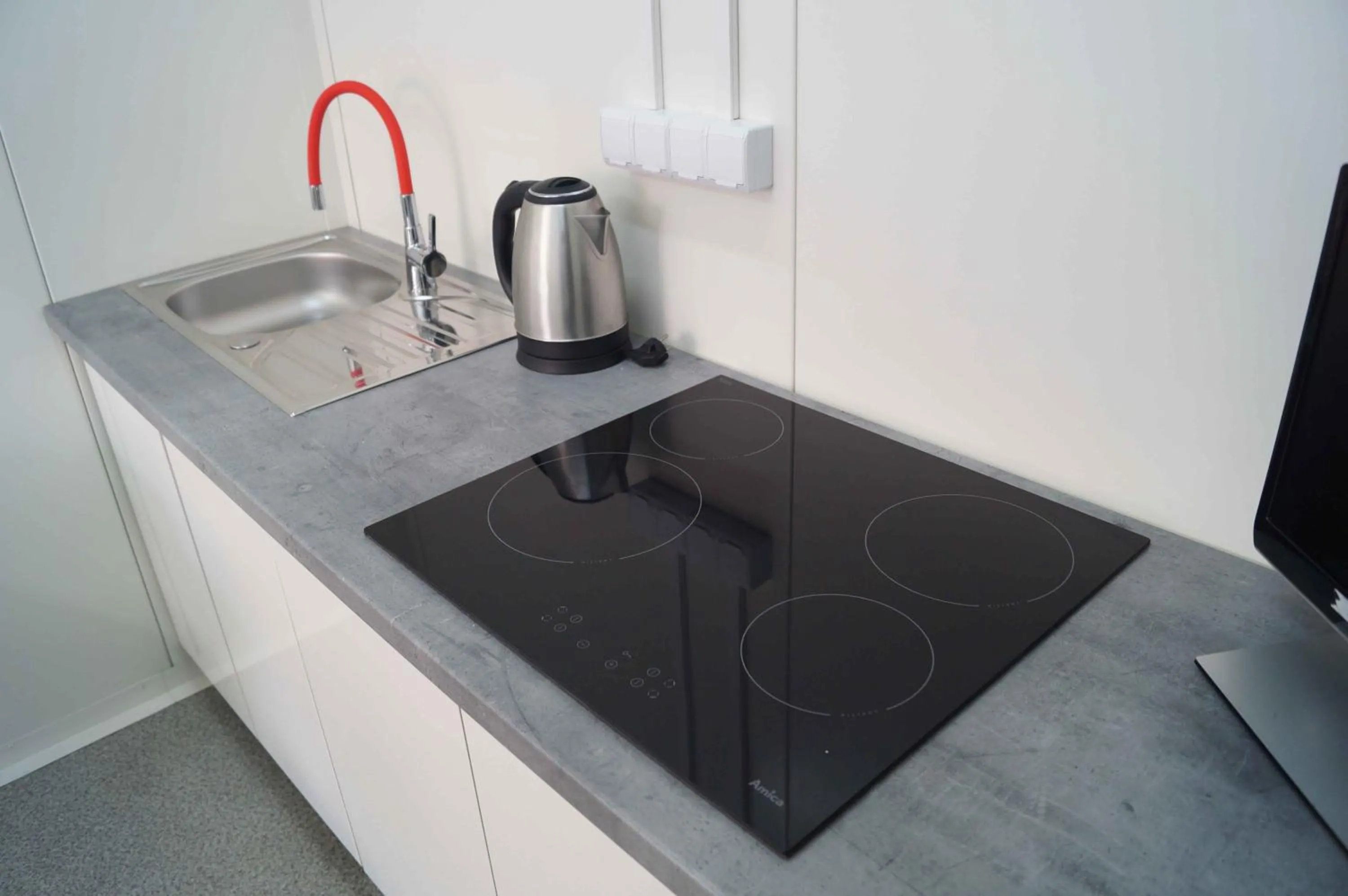 Kitchen or kitchenette in Mini Kemping Laguna