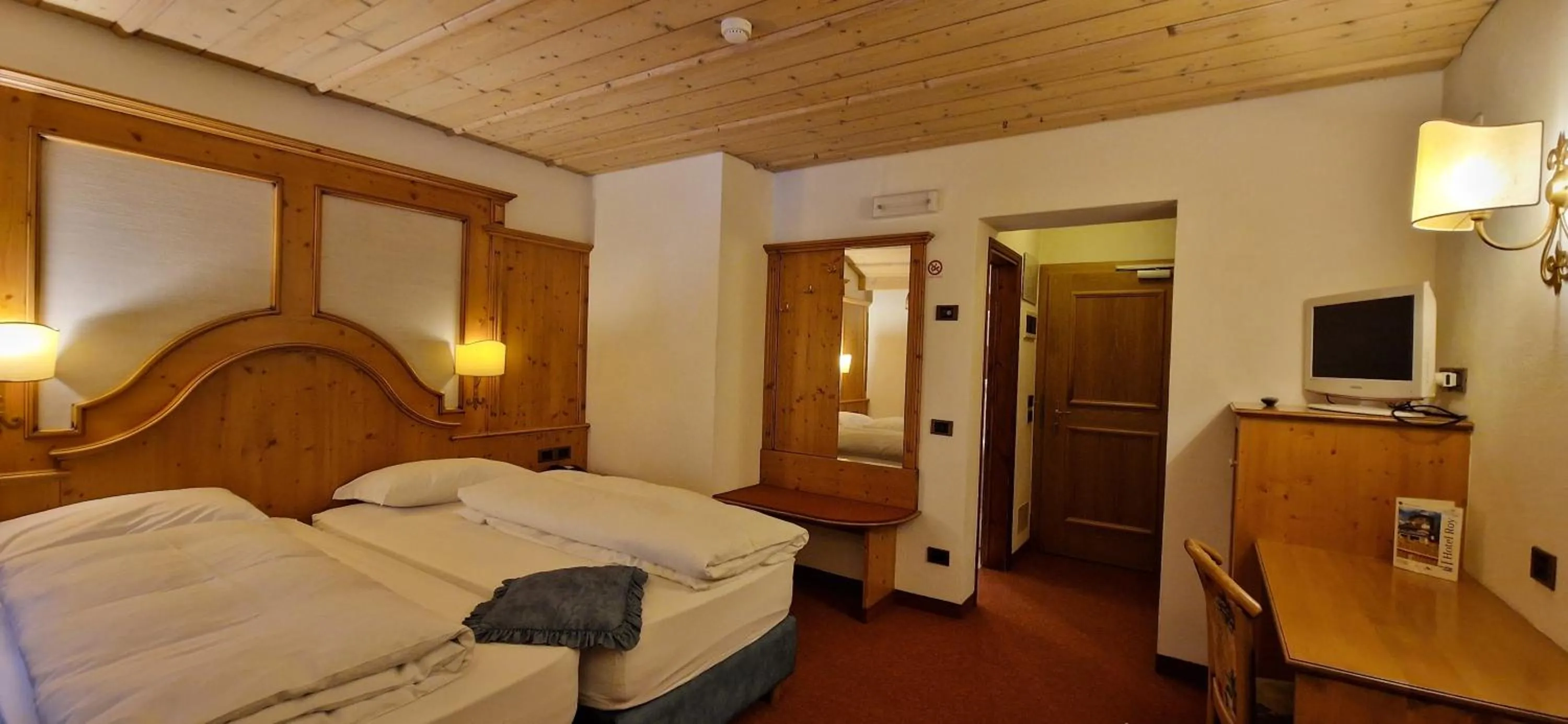 Hotel Roy