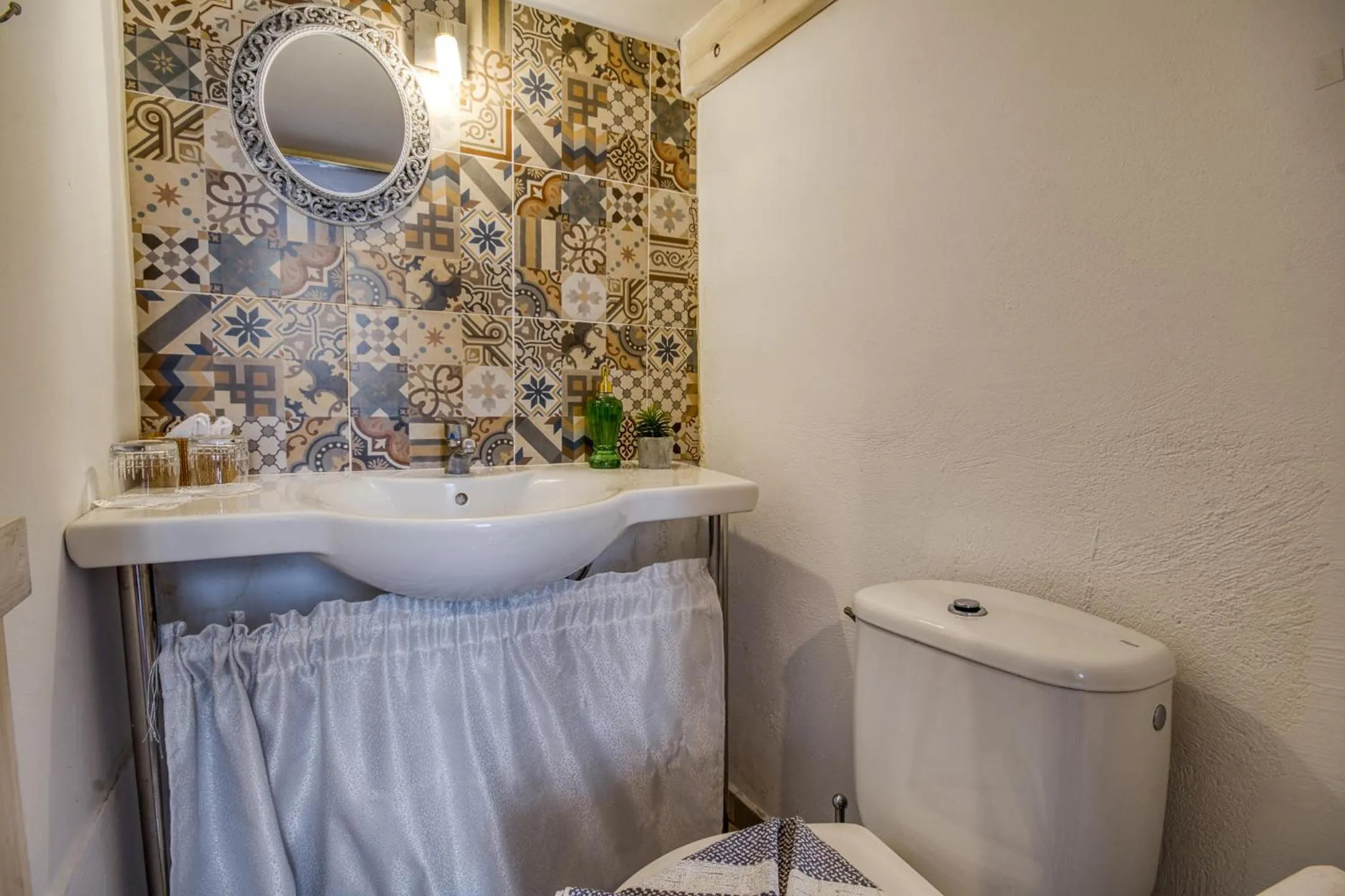 Mascot Boutique Hotel