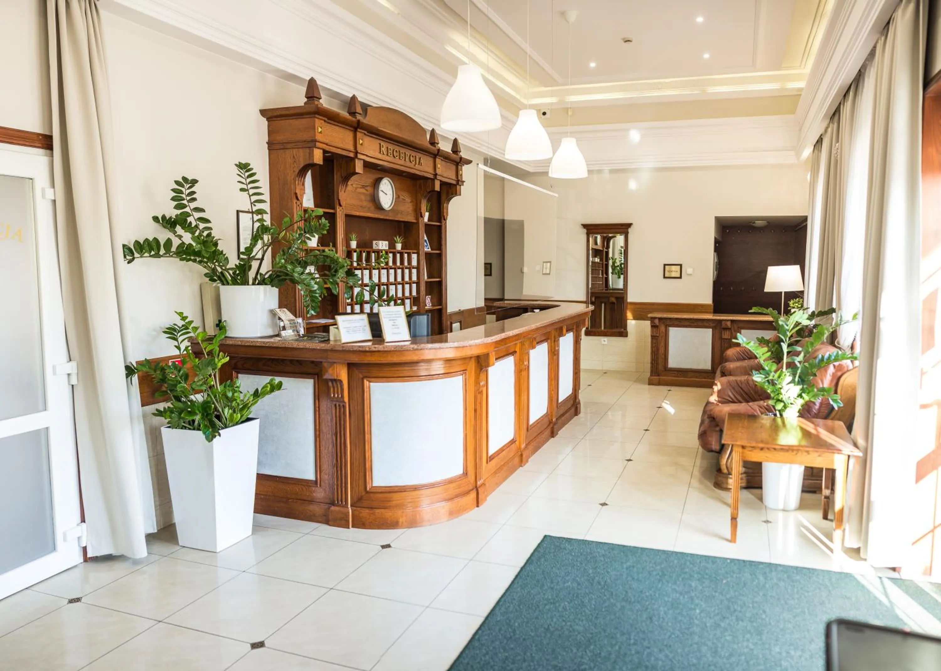 Property building in Hotel Villa Riviera