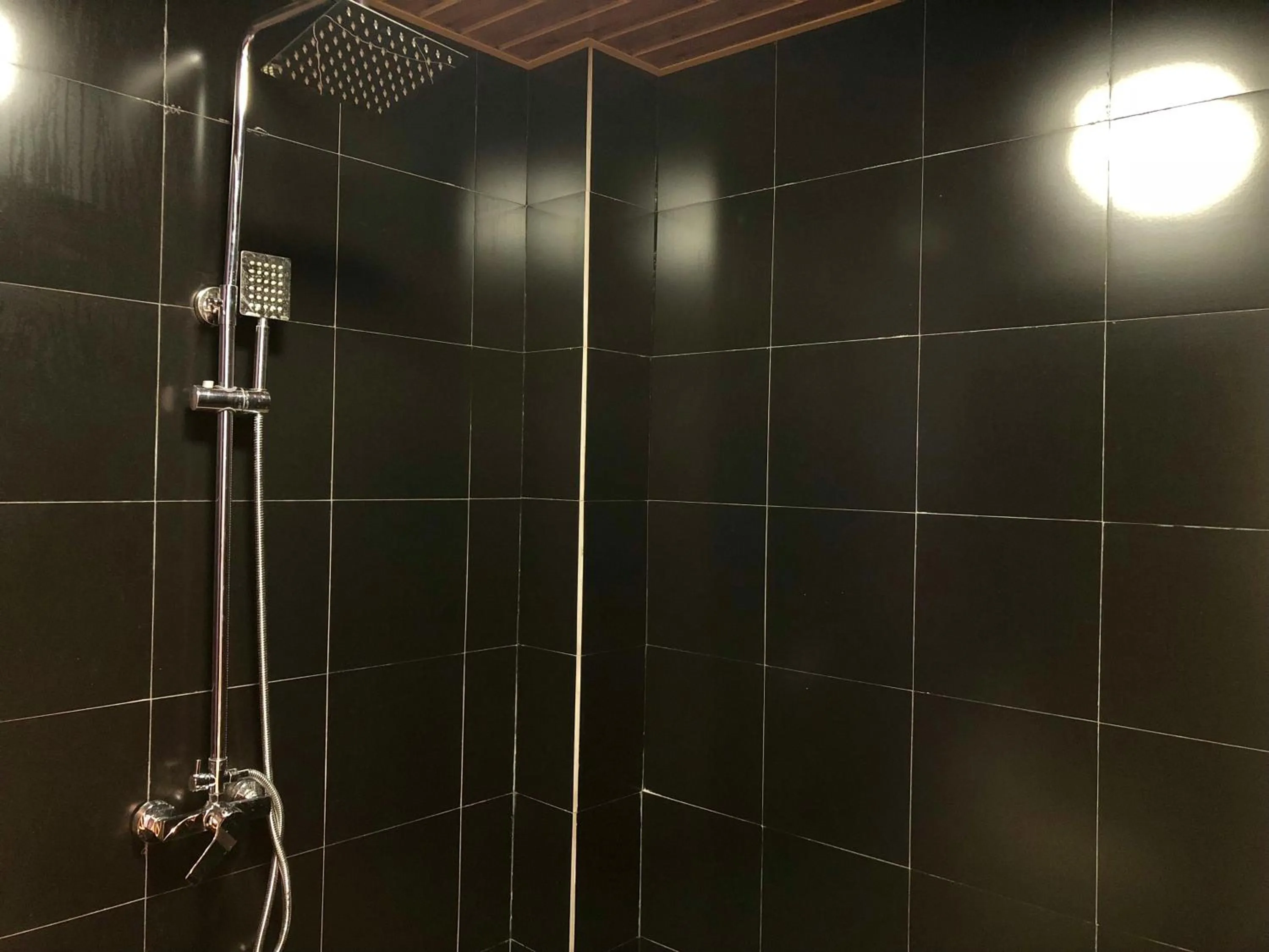 Shower in Lantern Hotel