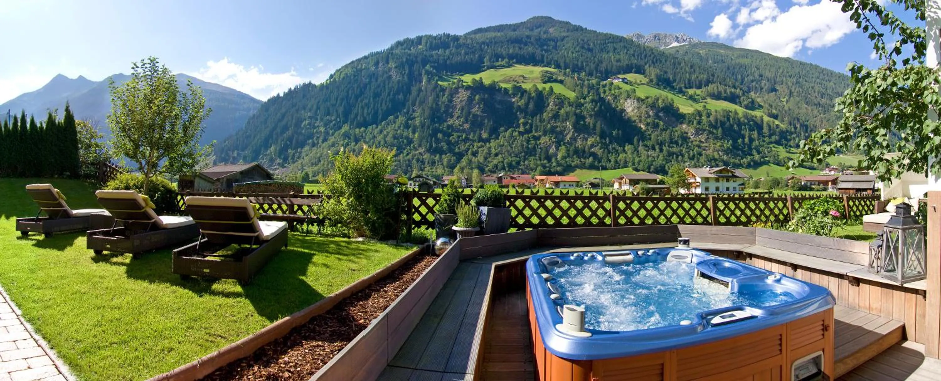 Hot Tub in Hotel Brunnenhof
