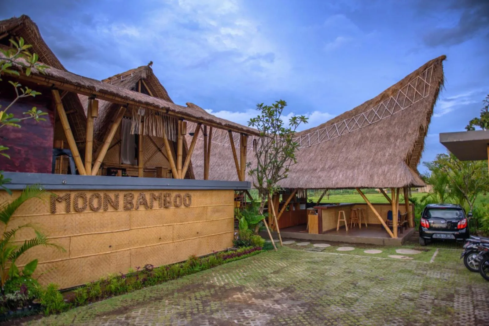 Area and facilities in Moon Bamboo