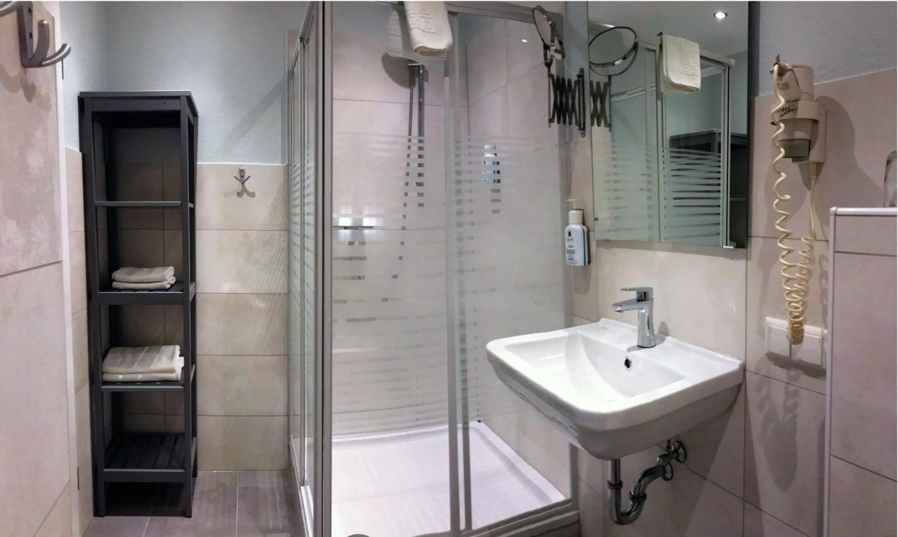 Photo of the whole room in Hotel & Restaurant Prüser´s Gasthof