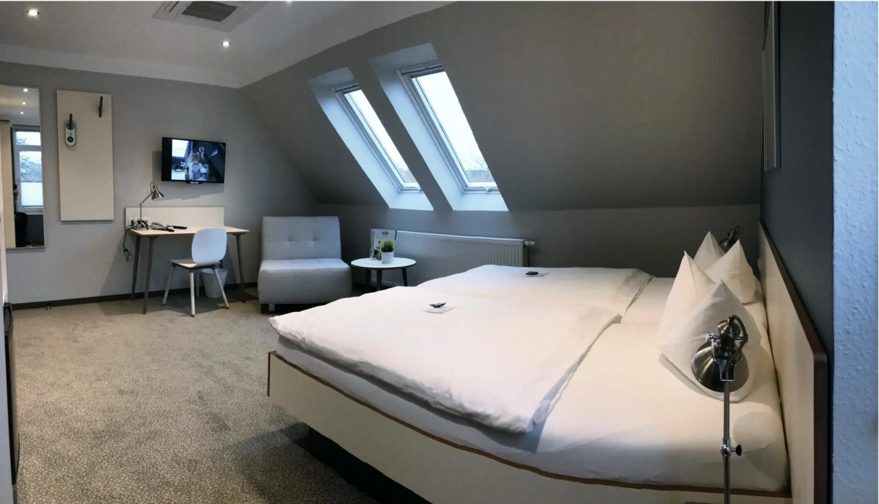 Photo of the whole room, Bed in Hotel & Restaurant Prüser´s Gasthof