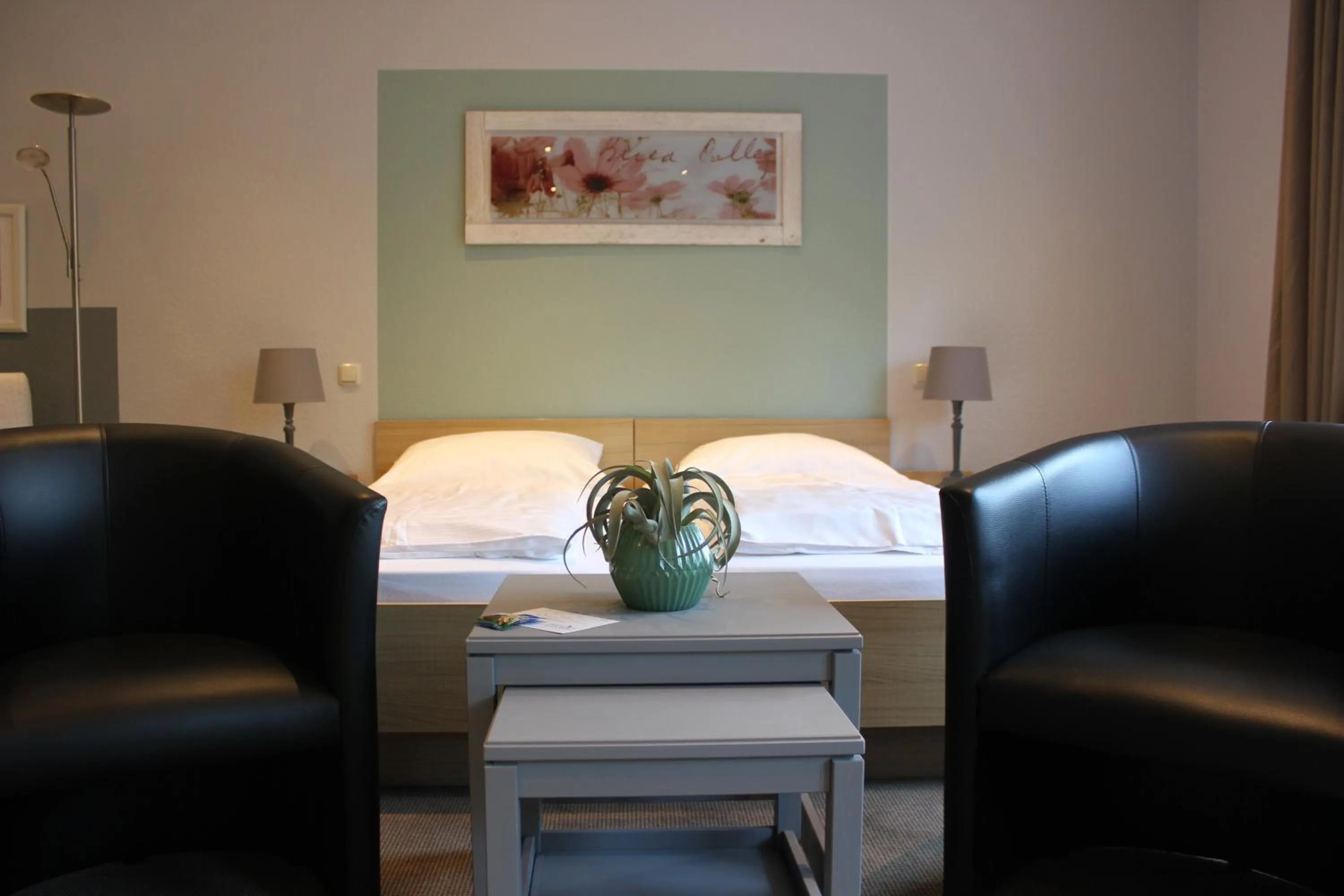 Photo of the whole room, Bed in Hotel & Restaurant Prüser´s Gasthof