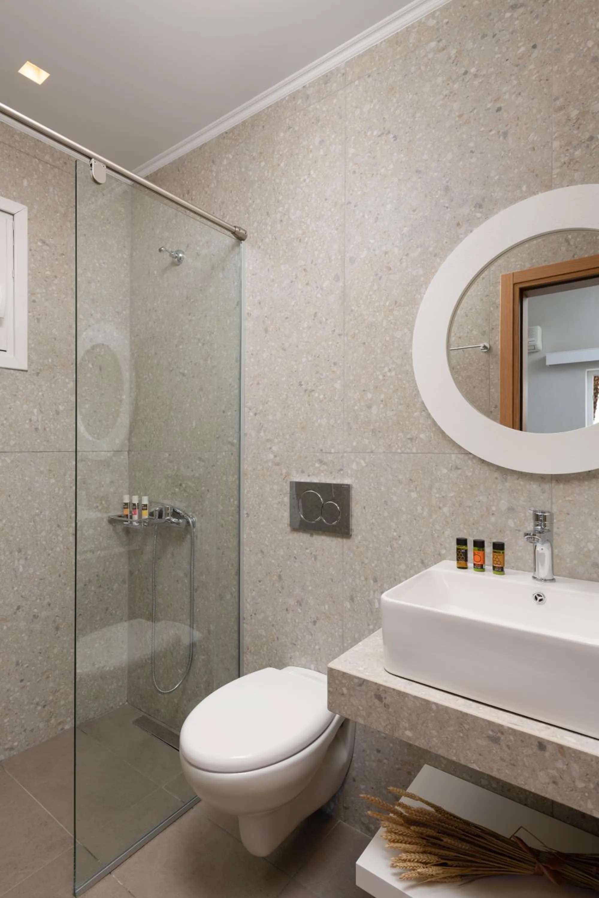 Bathroom in Apollo Plakias