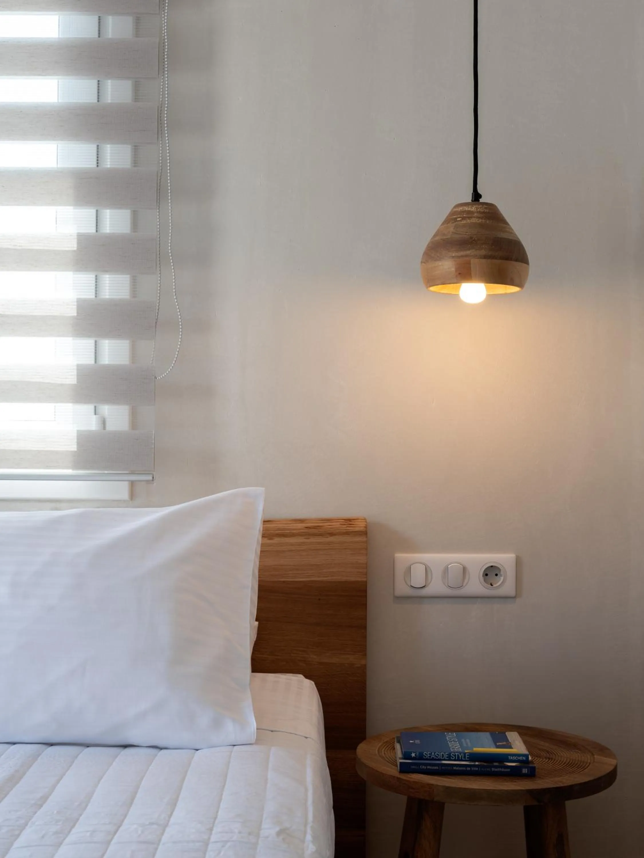 Photo of the whole room, Bed in Apollo Plakias