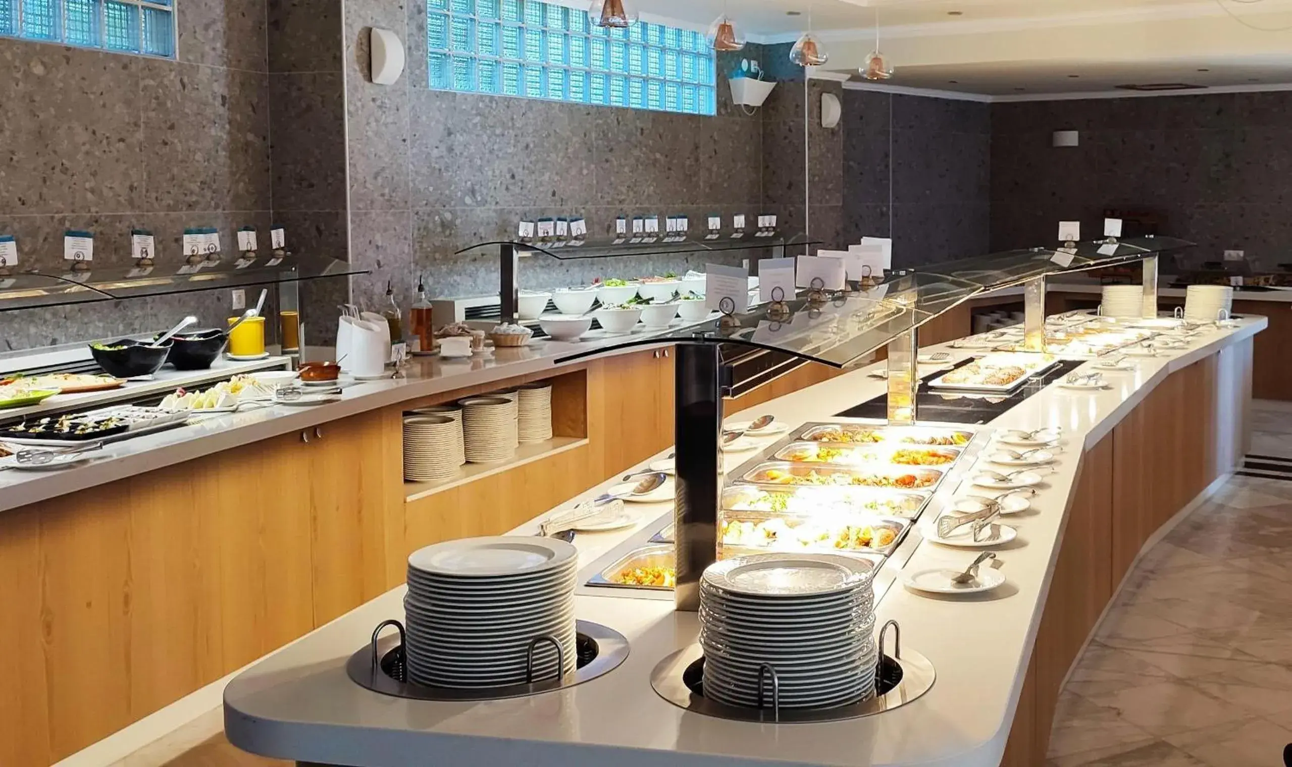 Restaurant/places to eat in Hydramis Palace Beach Resort Restaurant/places to eat in Hydramis Palace Beach Resort