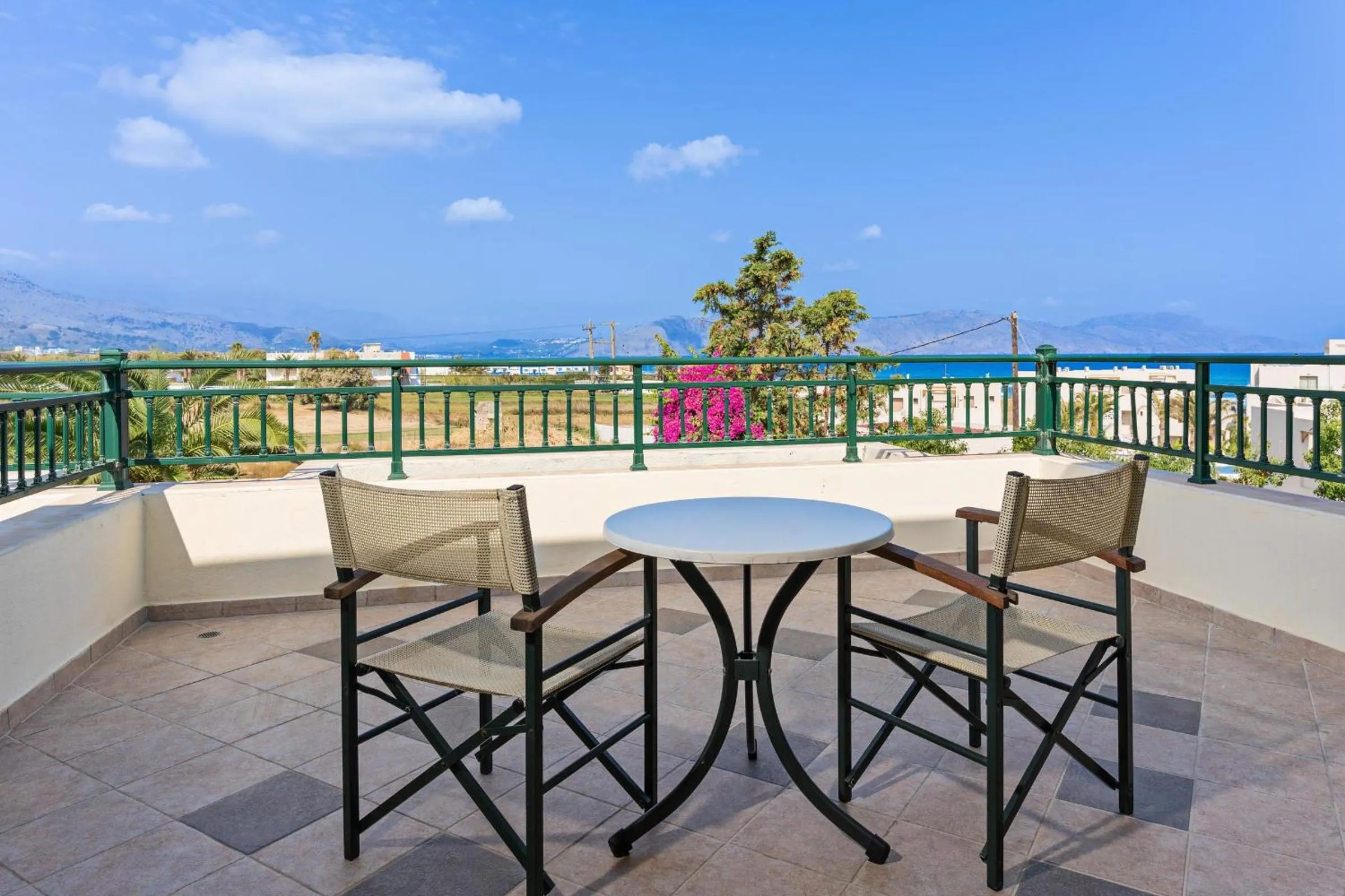 Balcony/Terrace in Hydramis Palace Beach Resort