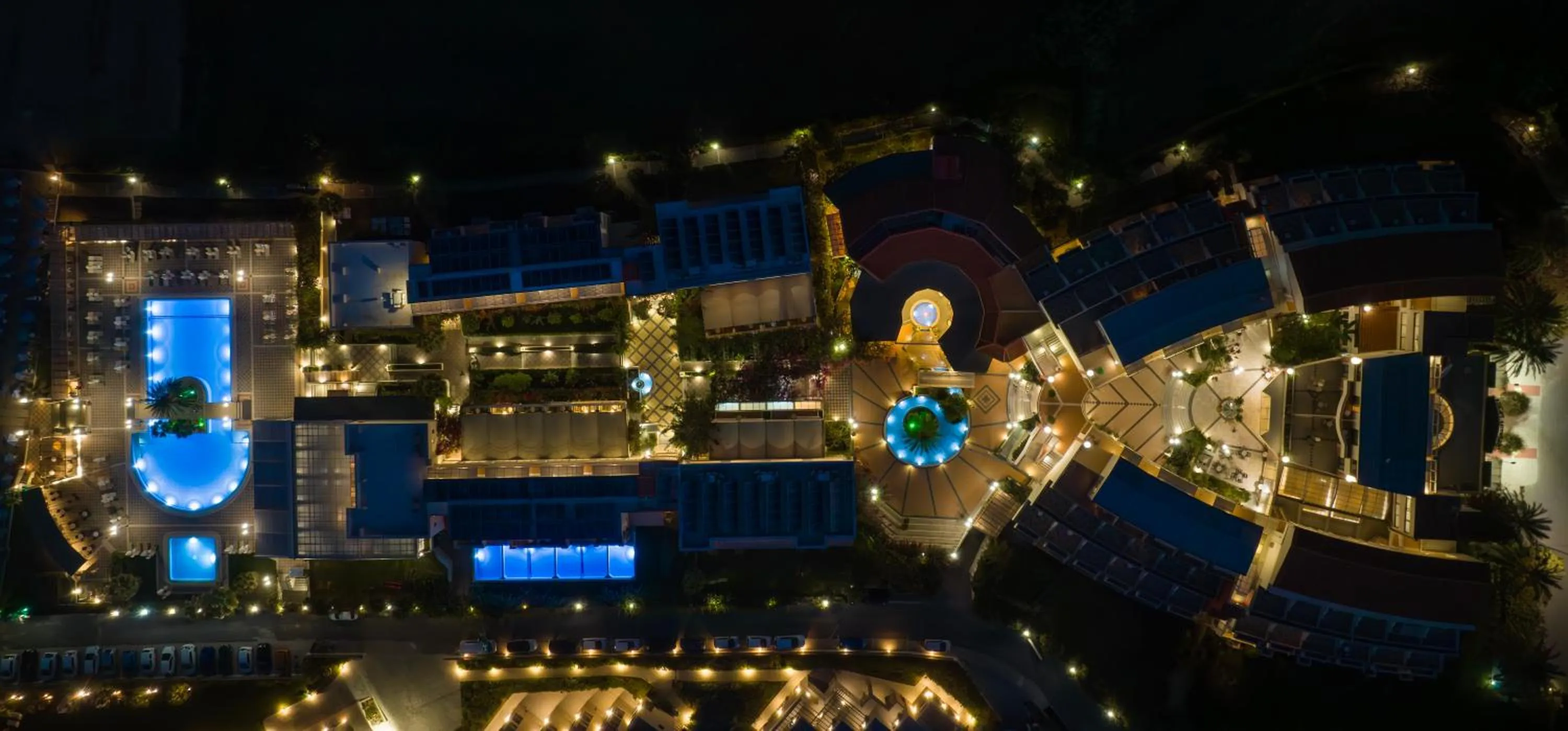 Night in Hydramis Palace Beach Resort