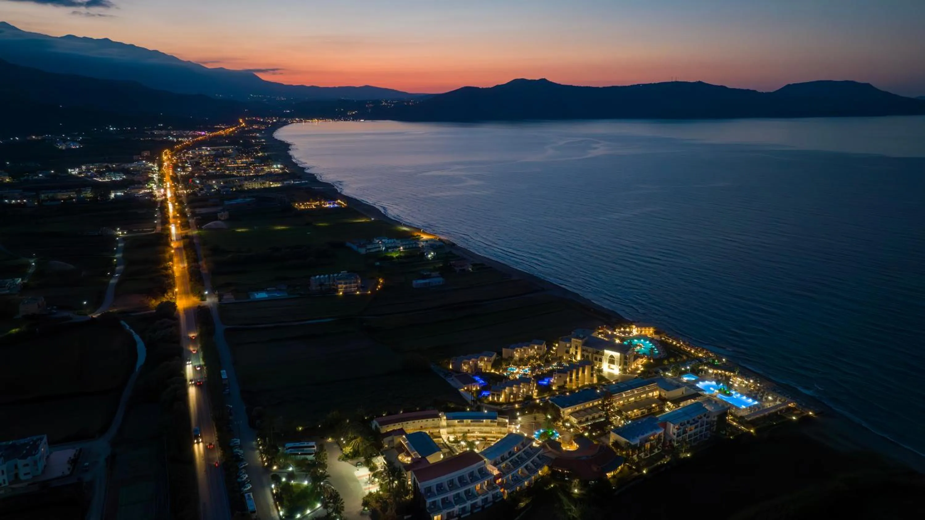 Night in Hydramis Palace Beach Resort