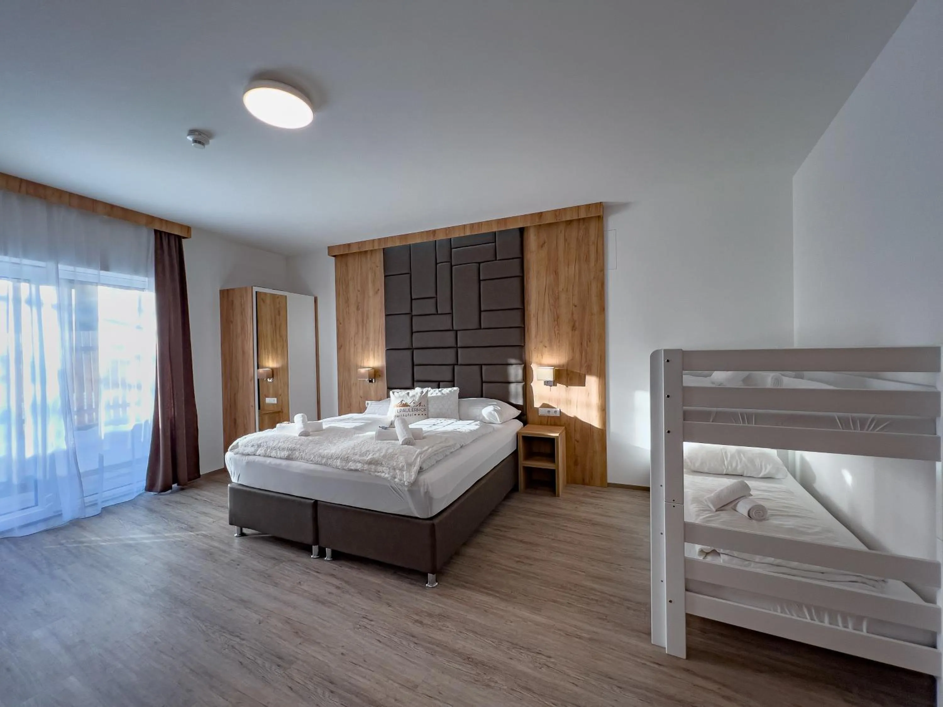 Deluxe Family Room in Sylpaulerhof Aparthotel