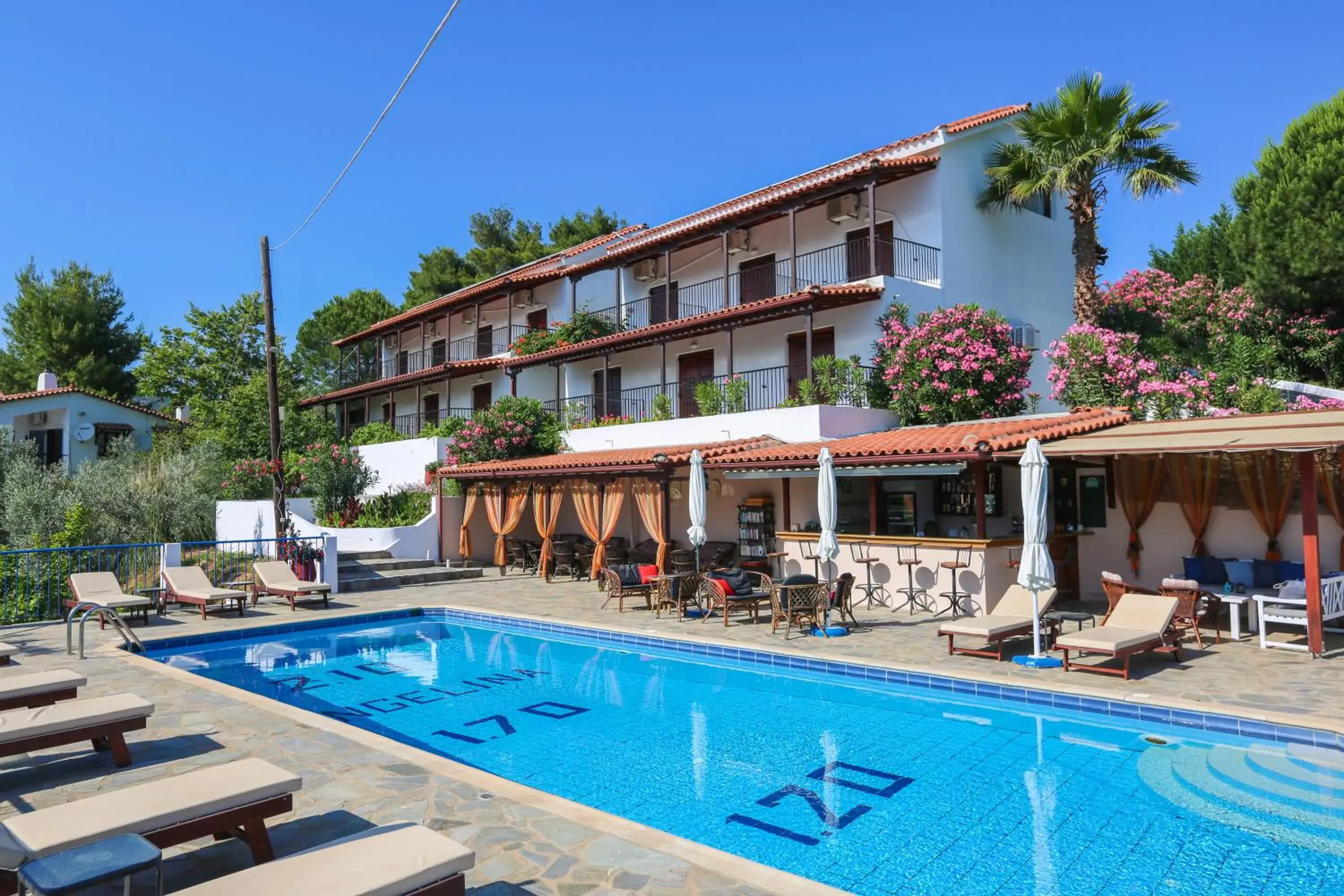 Lounge or bar in Angelina Studios Lounge or bar in Angelina Studios