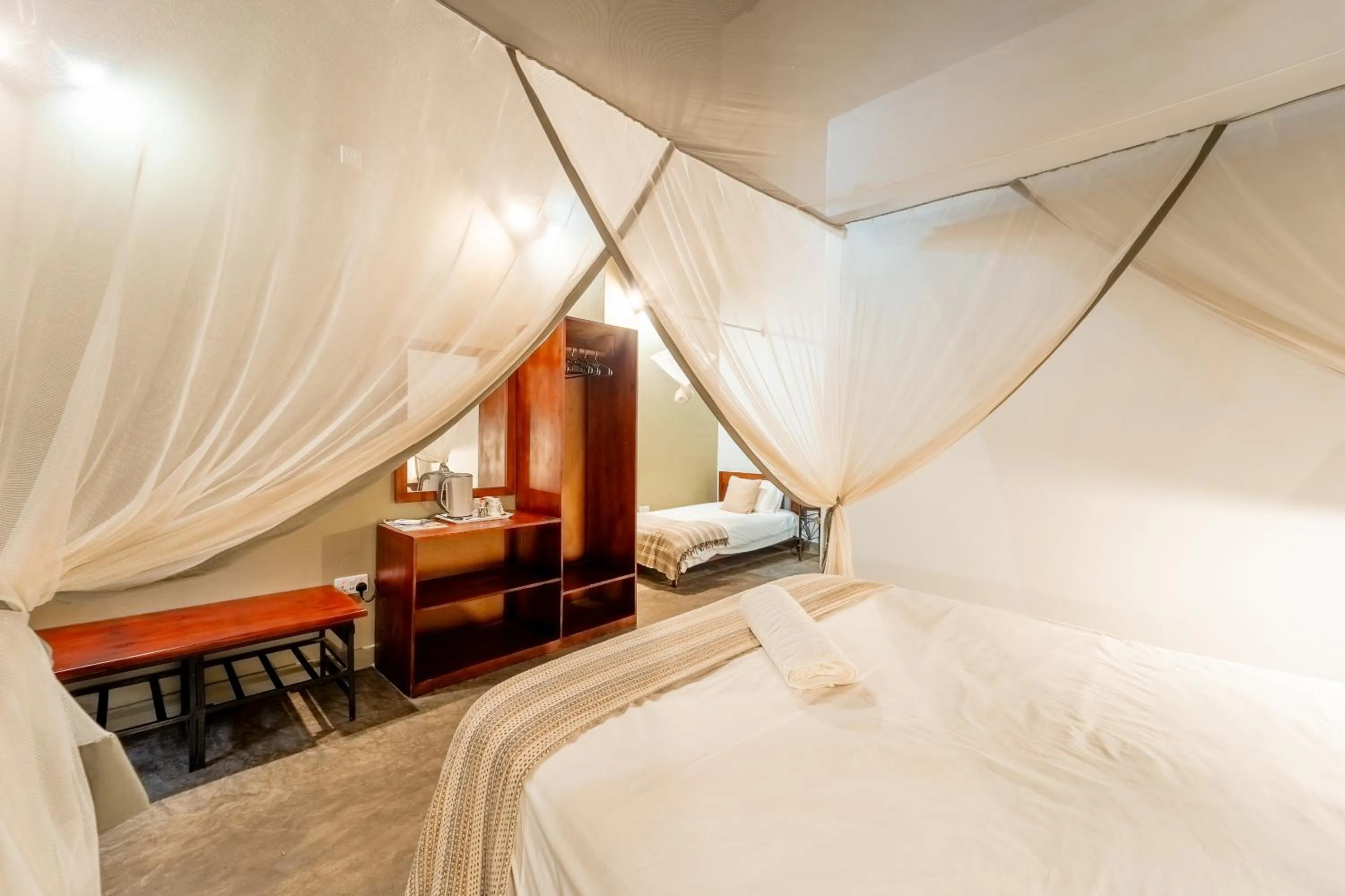 Bedroom, Bed in Nguni Lodge