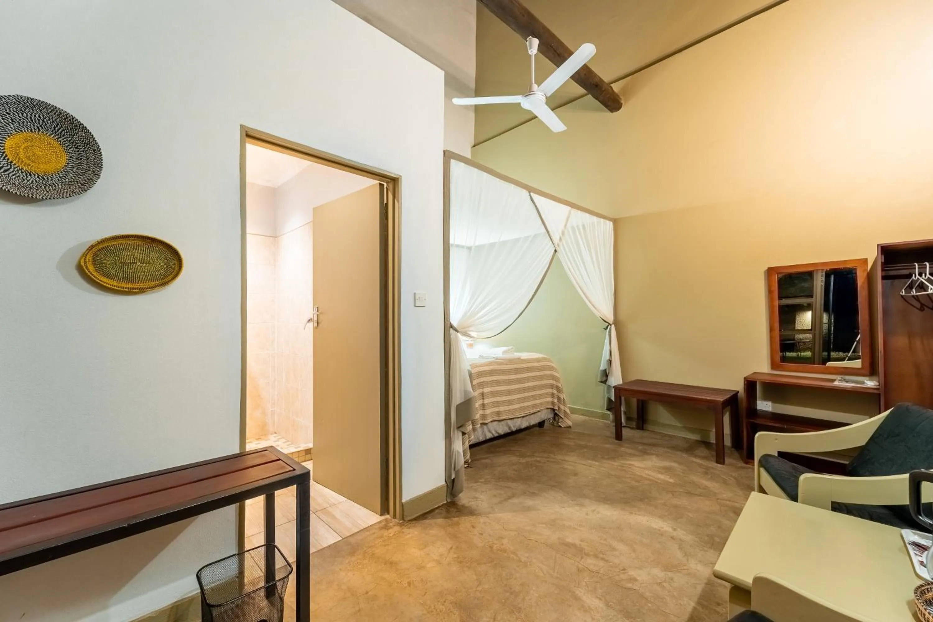 Photo of the whole room, Bed in Nguni Lodge