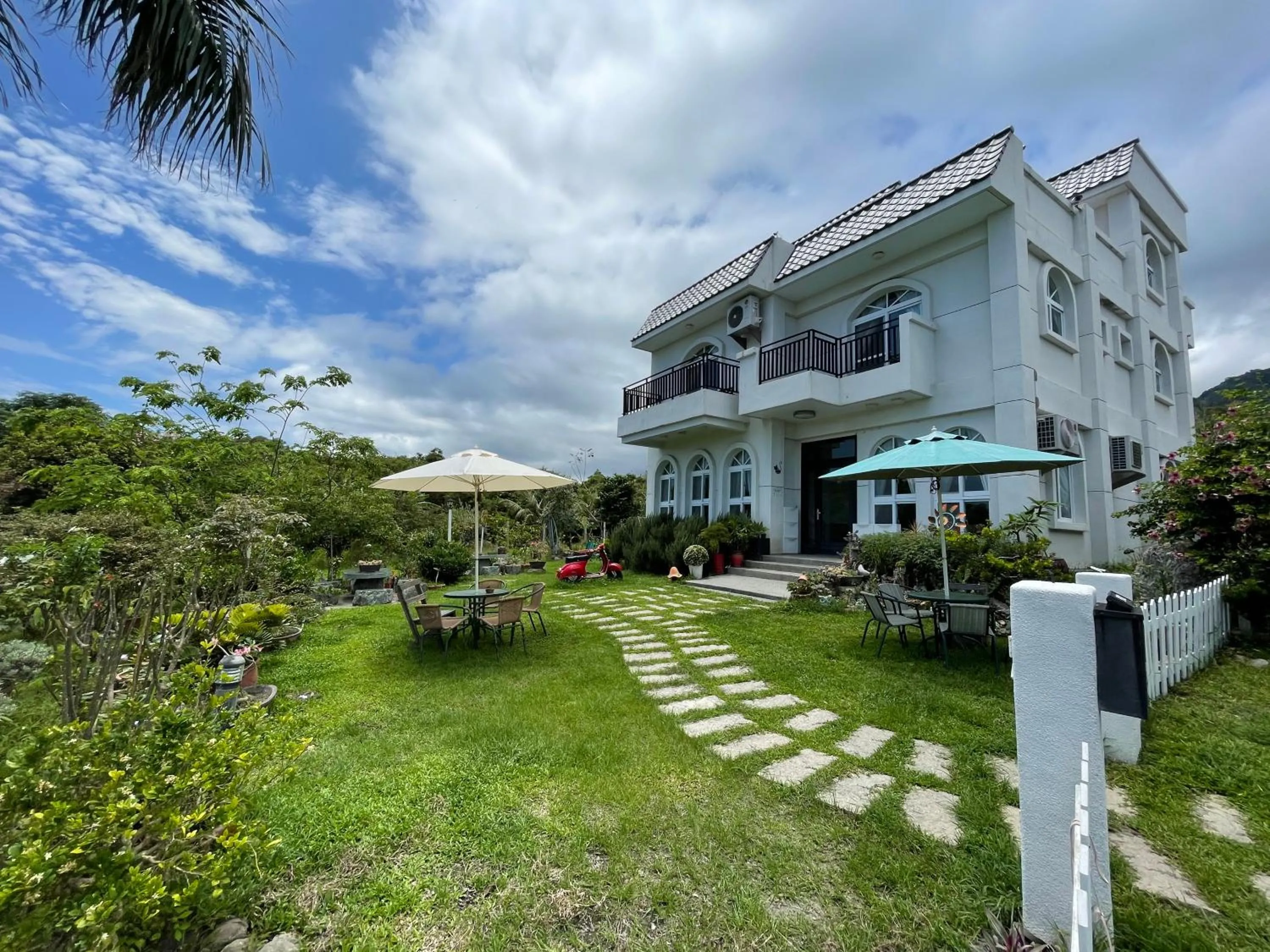 Property building in Lanshan House