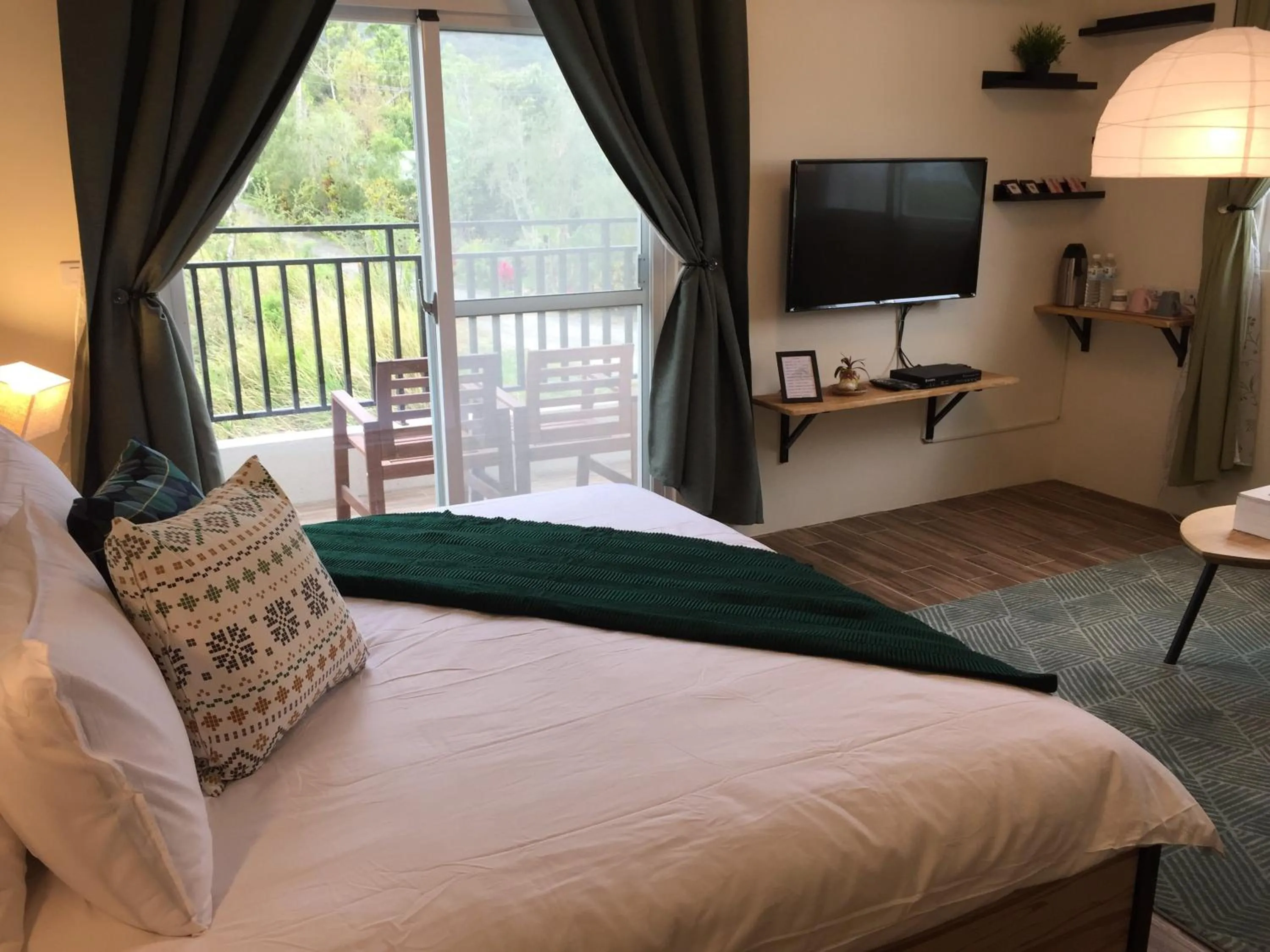 Bedroom, Bed in Lanshan House