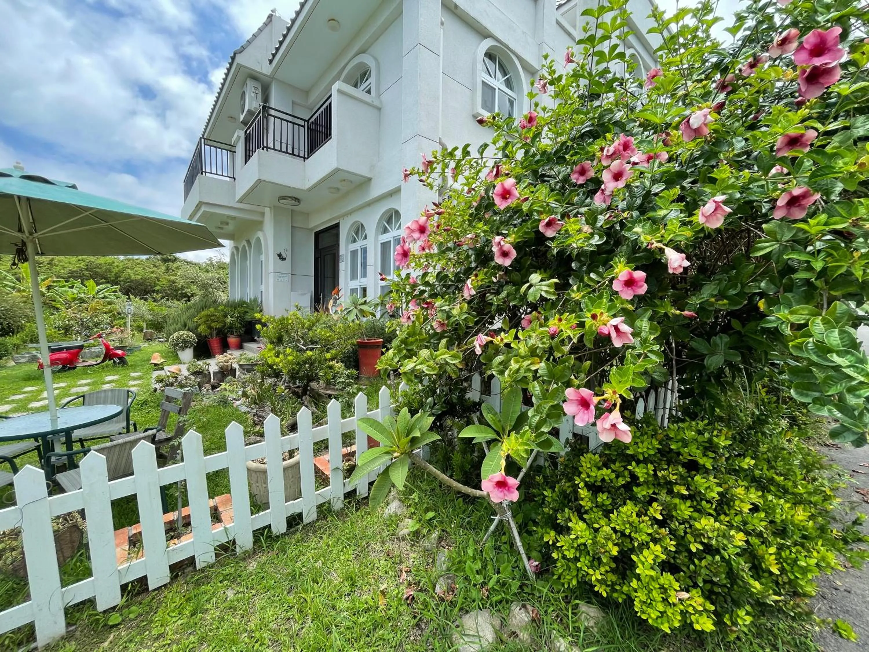 Garden in Lanshan House