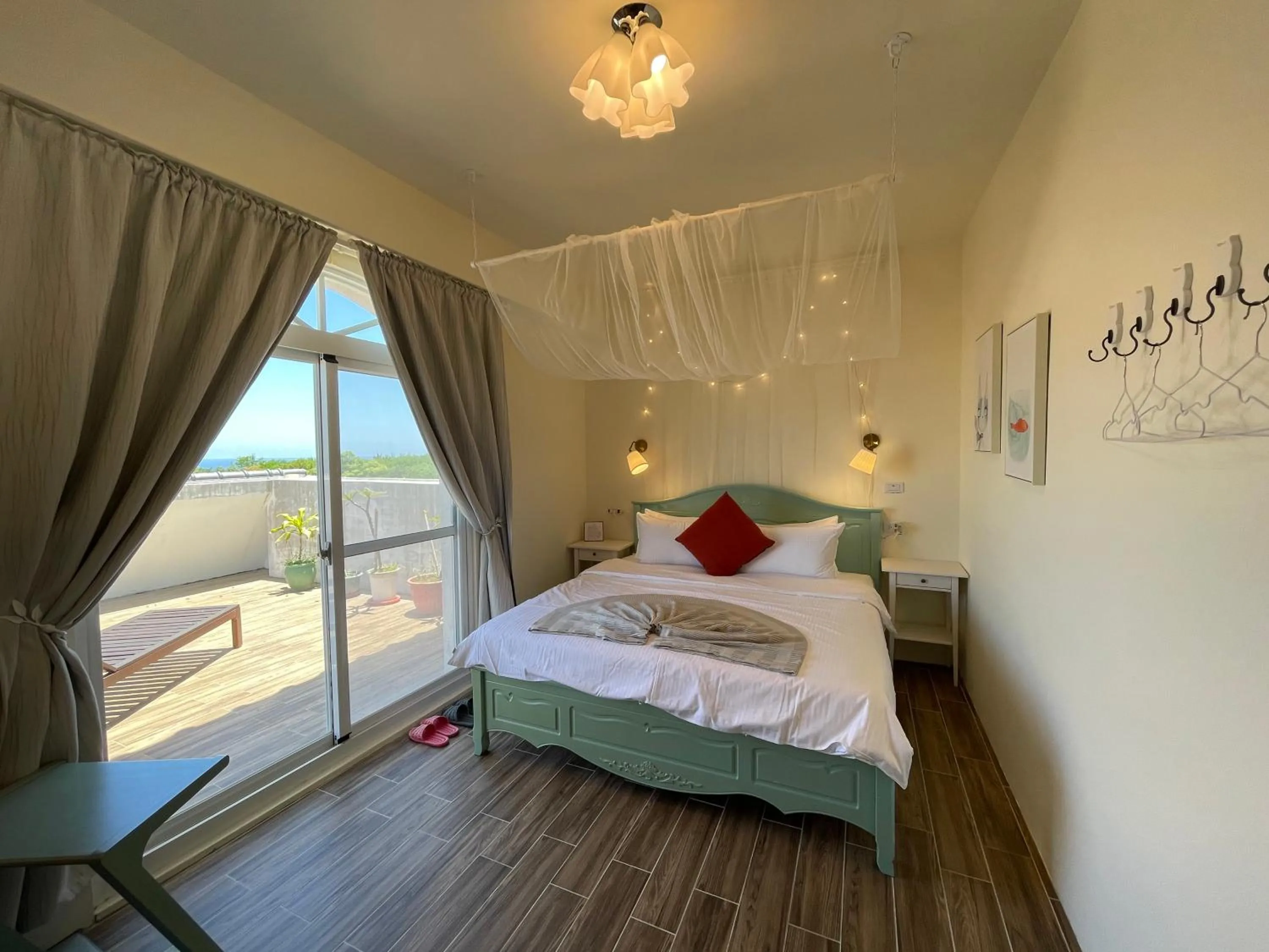 Bedroom, Bed in Lanshan House