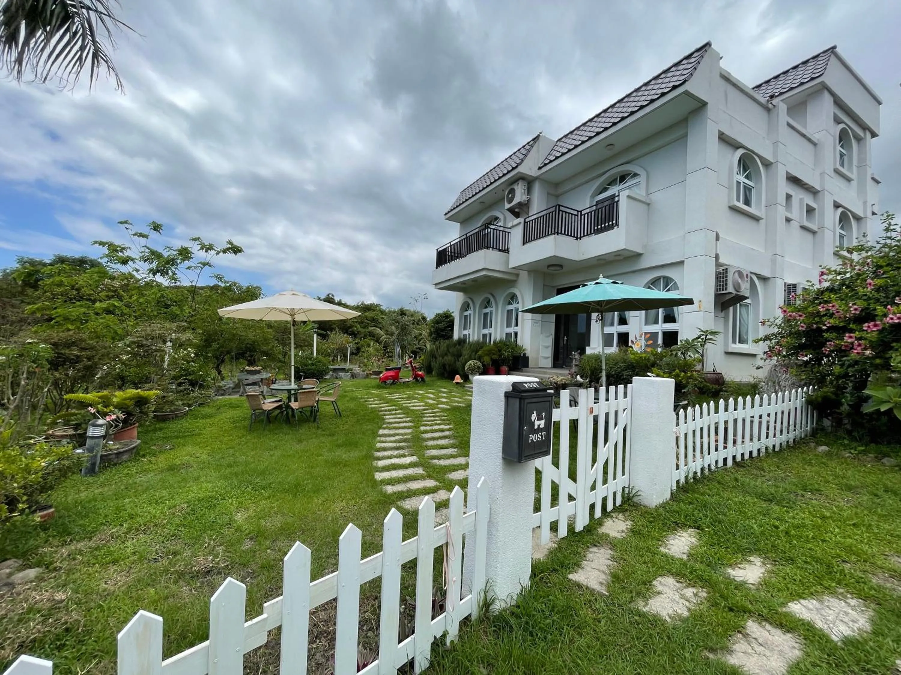 Property building in Lanshan House