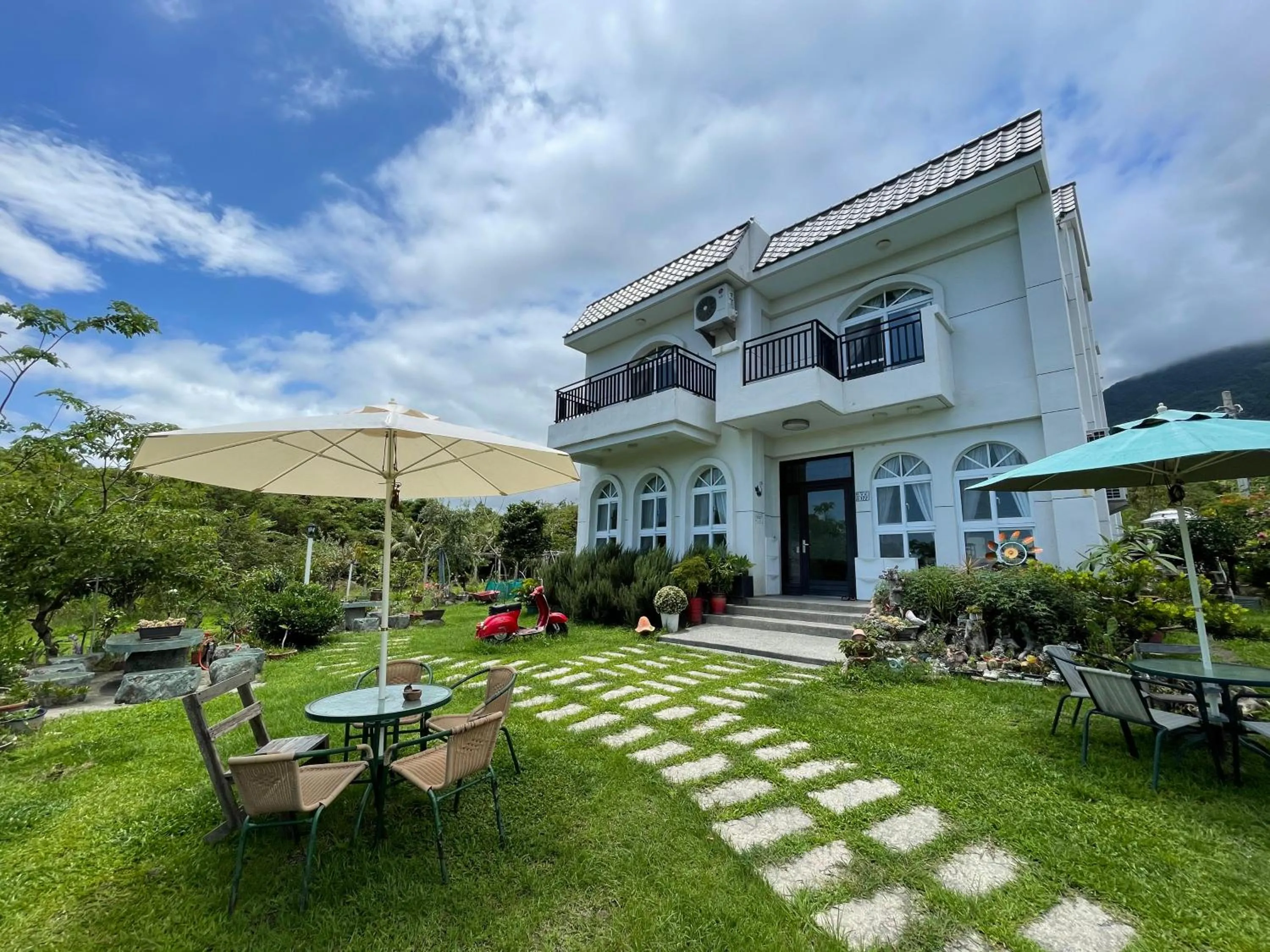 Property building in Lanshan House