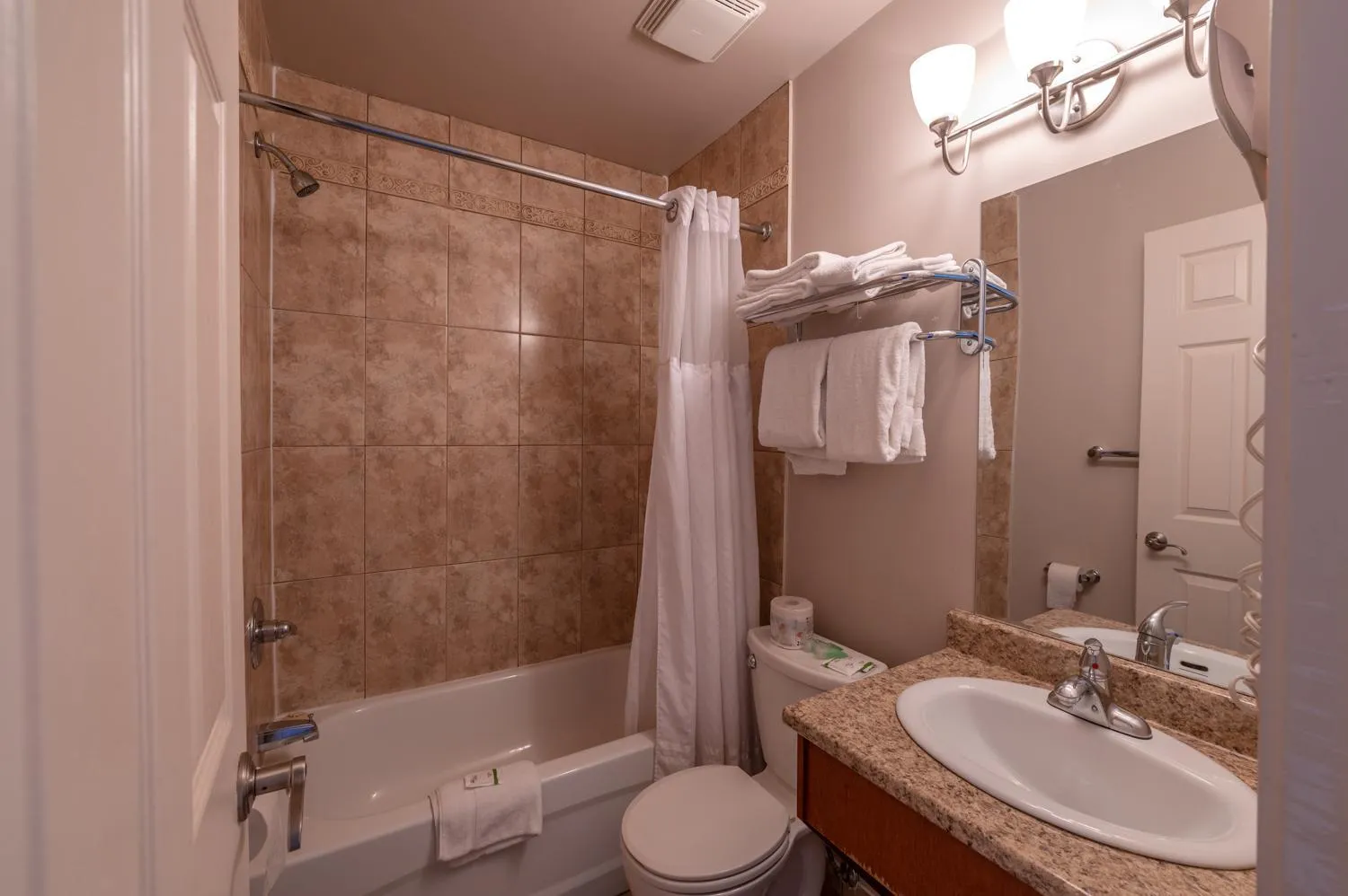 Sahara Courtyard Inn Penticton