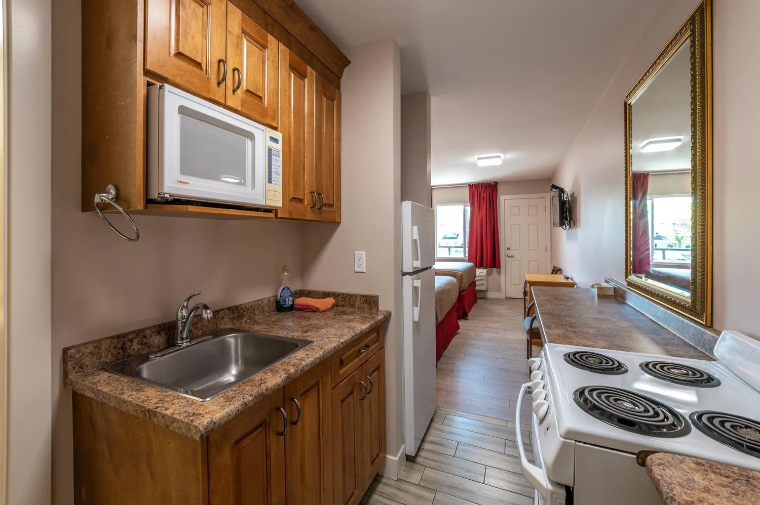 Sahara Courtyard Inn Penticton