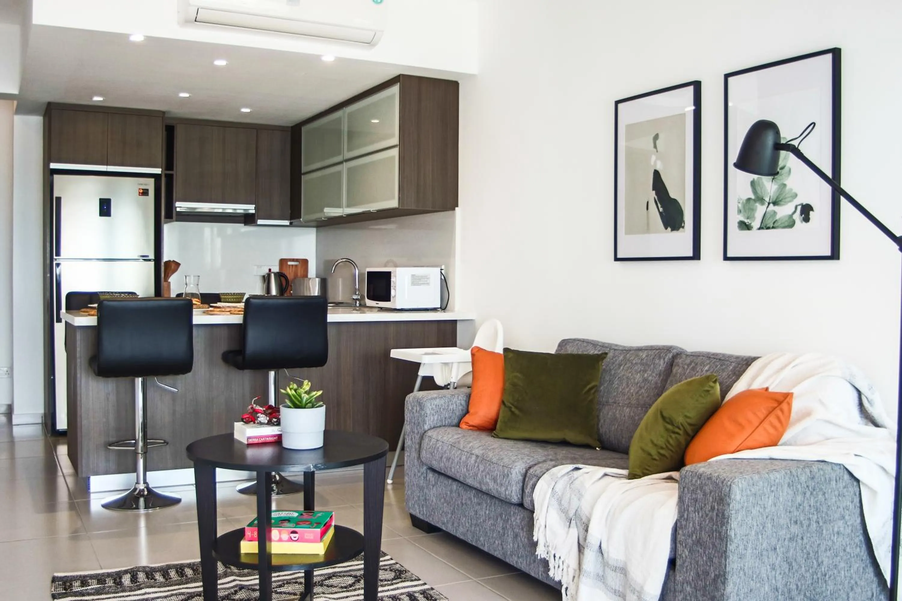 TV and multimedia in Phaedrus Living Seaview Luxury Flat Lighthouse 53