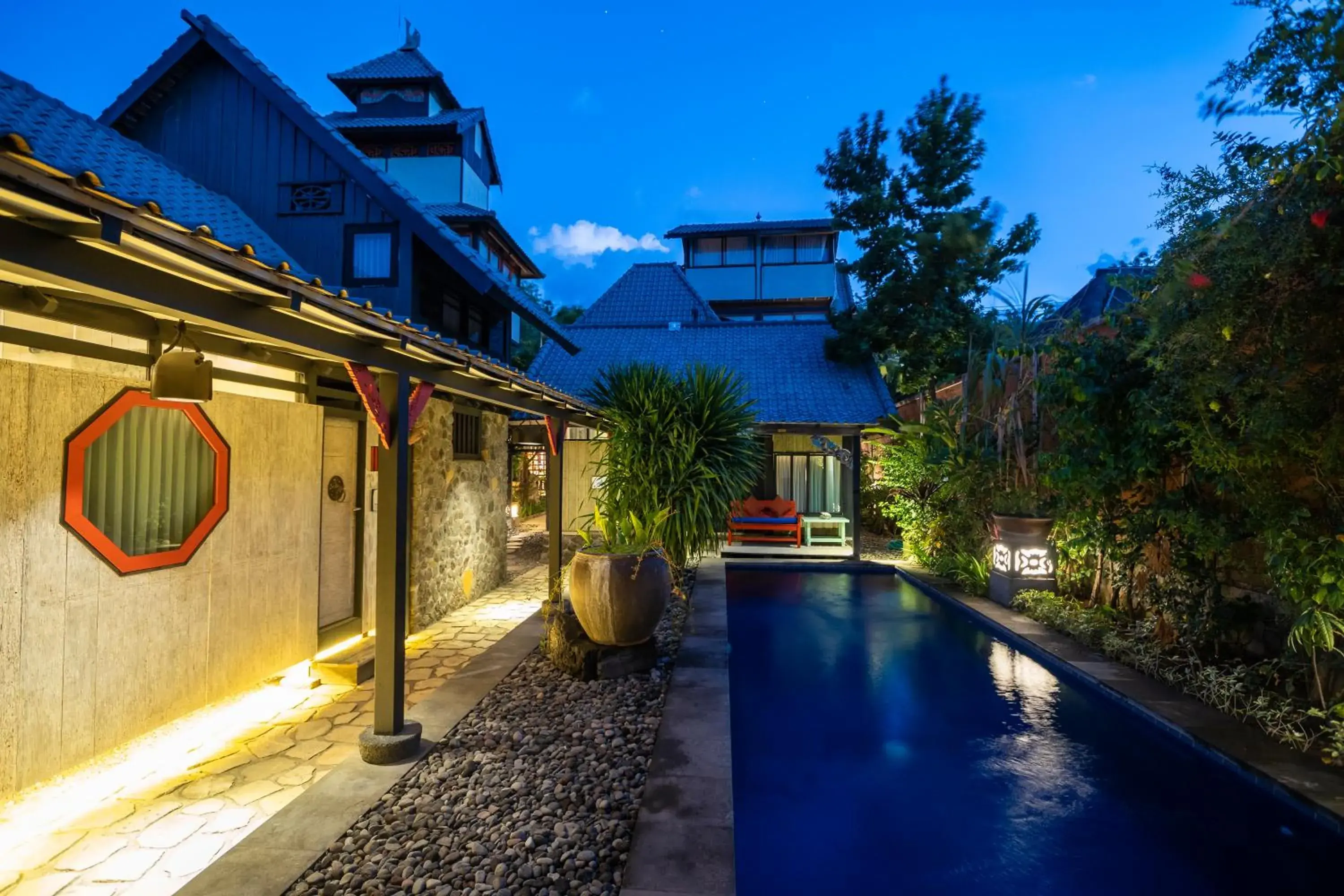 Swimming pool in Amed Lodge by Sudamala Resorts Swimming pool in Amed Lodge by Sudamala Resorts