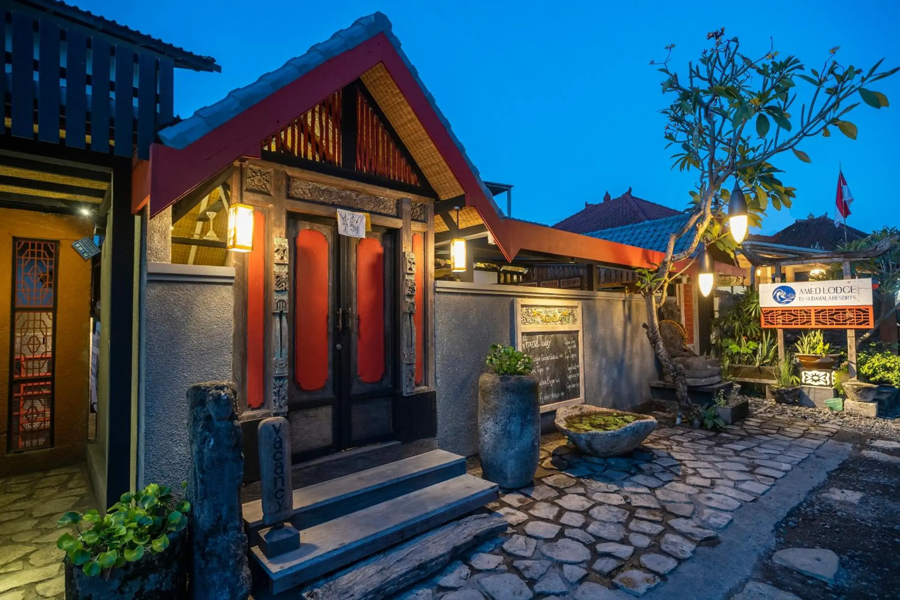 Facade/entrance in Amed Lodge by Sudamala Resorts Facade/entrance in Amed Lodge by Sudamala Resorts