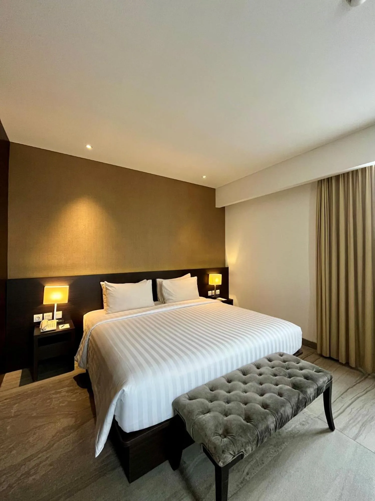 Bedroom, Bed in Laska Hotel Sukabumi