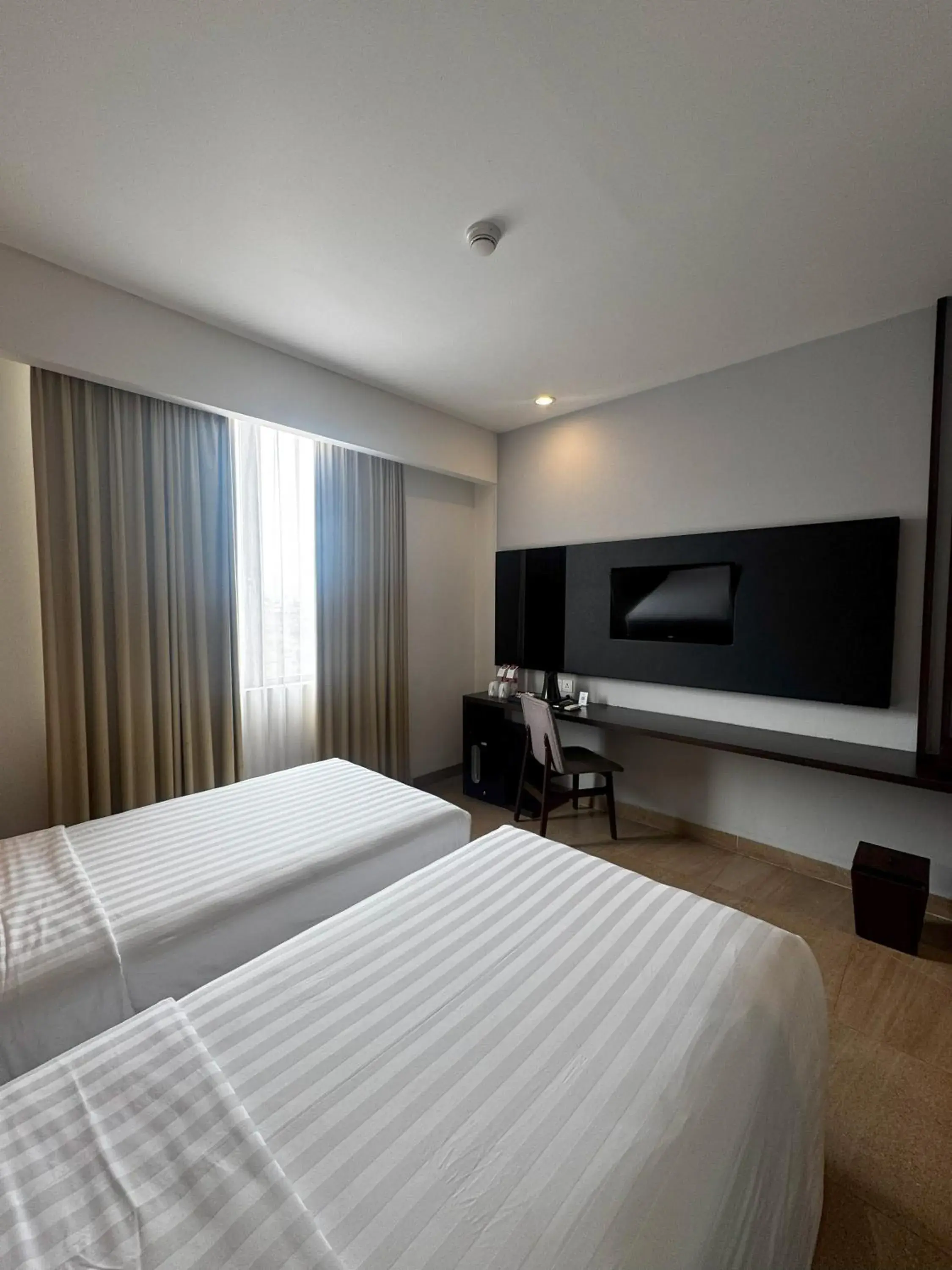 Bedroom, Bed in Laska Hotel Sukabumi Bedroom, Bed in Laska Hotel Sukabumi