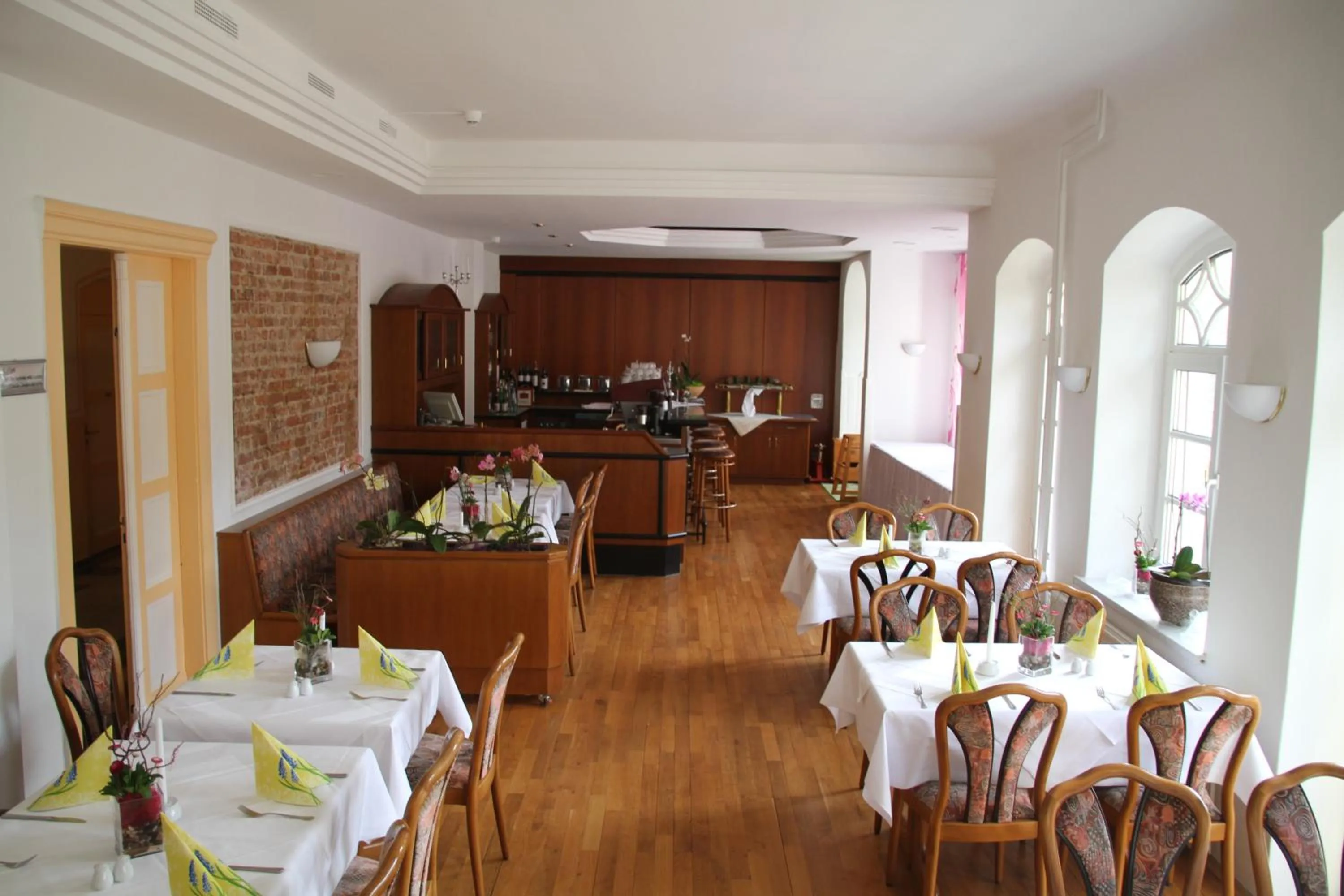 Restaurant/places to eat in Villa Wilisch