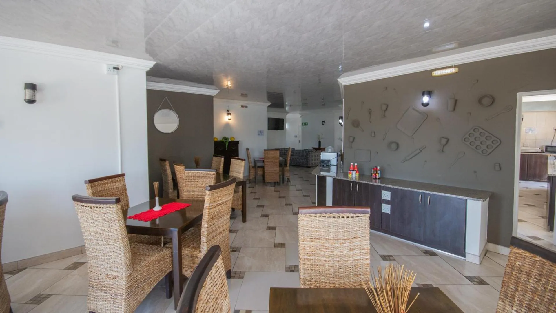 Dining area in Falling Waters Guest House