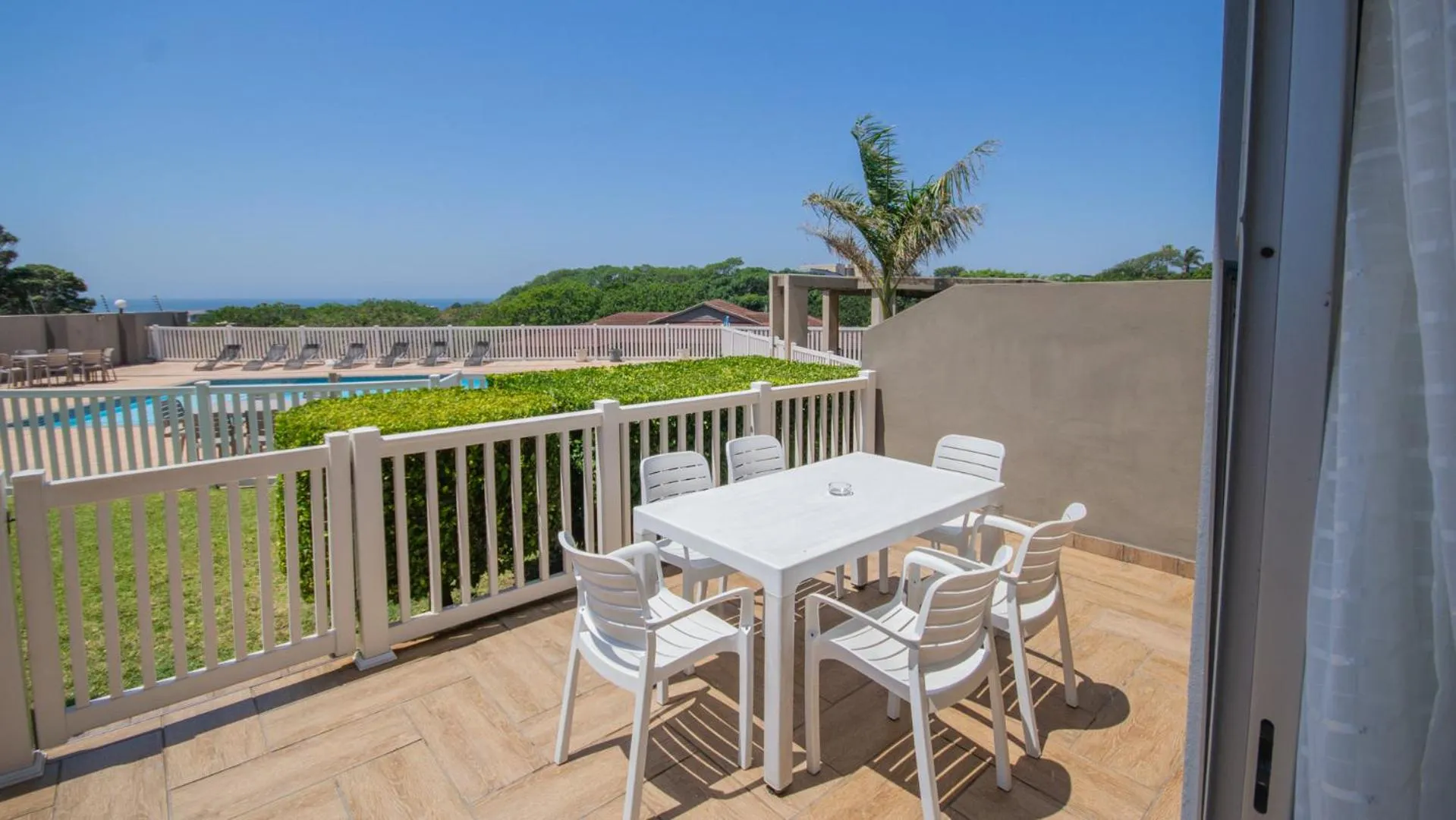 Property building in Falling Waters Guest House