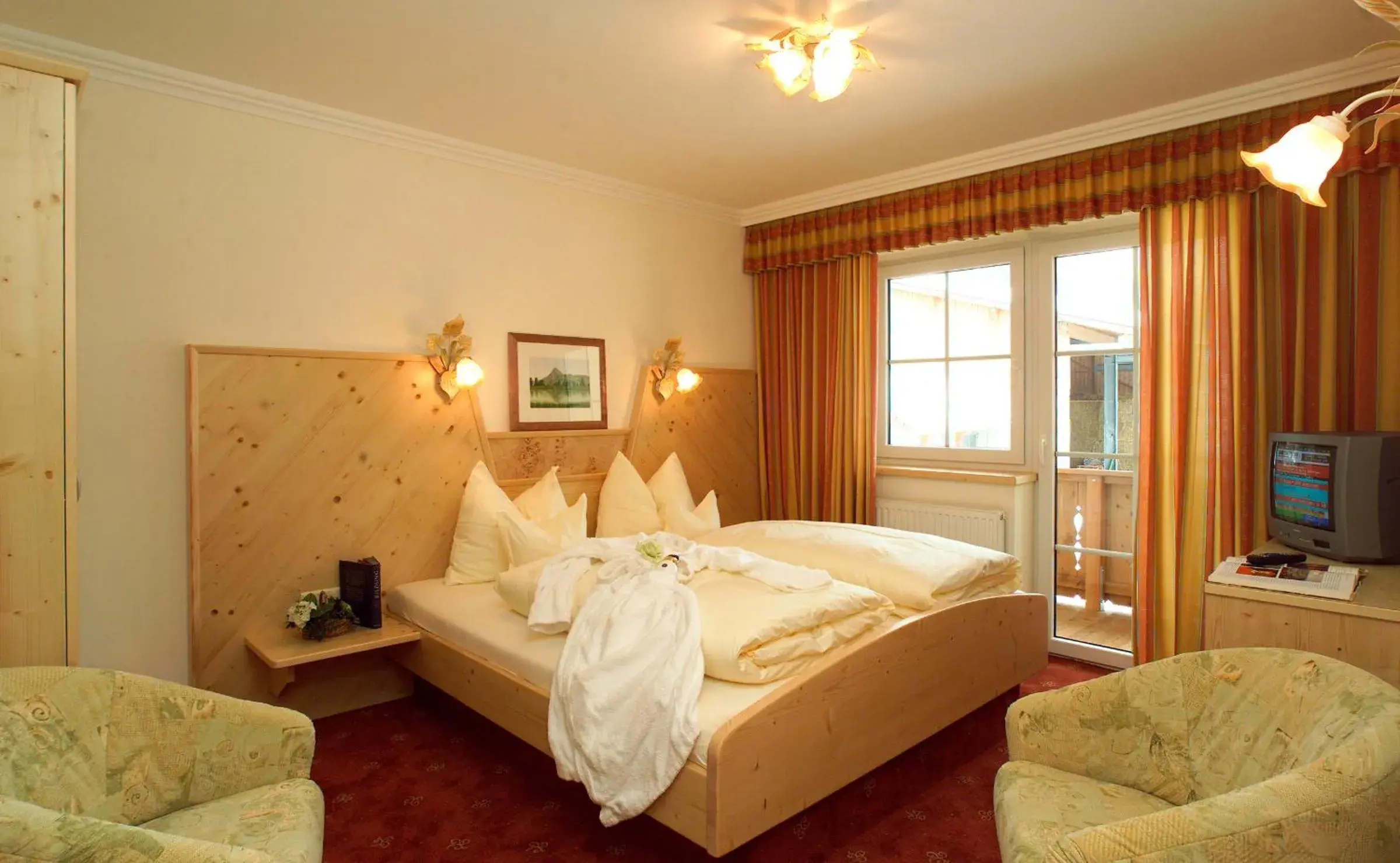 Two-Bedroom Family Room in Hotel Gut Kramerhof Two-Bedroom Family Room in Hotel Gut Kramerhof