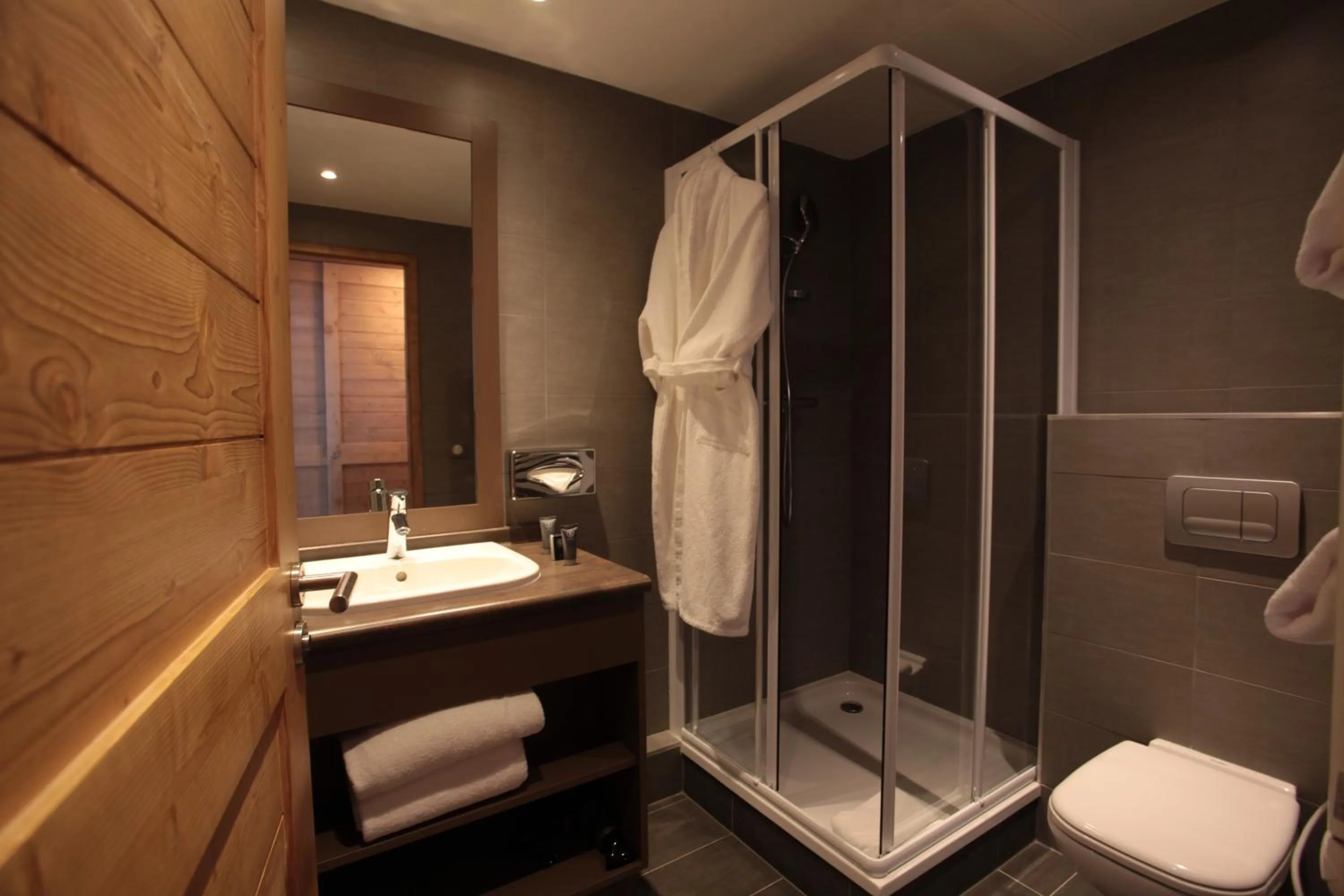 Bathroom in Le Chalet du Mont Vallon Spa Resort