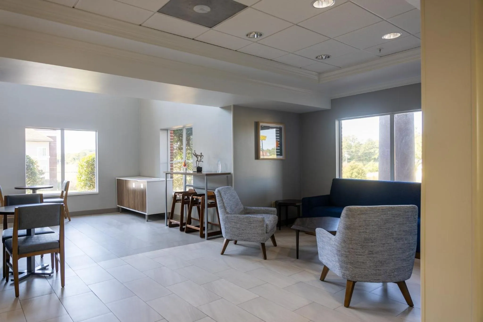 Property building in Holiday Inn Express Vicksburg by IHG