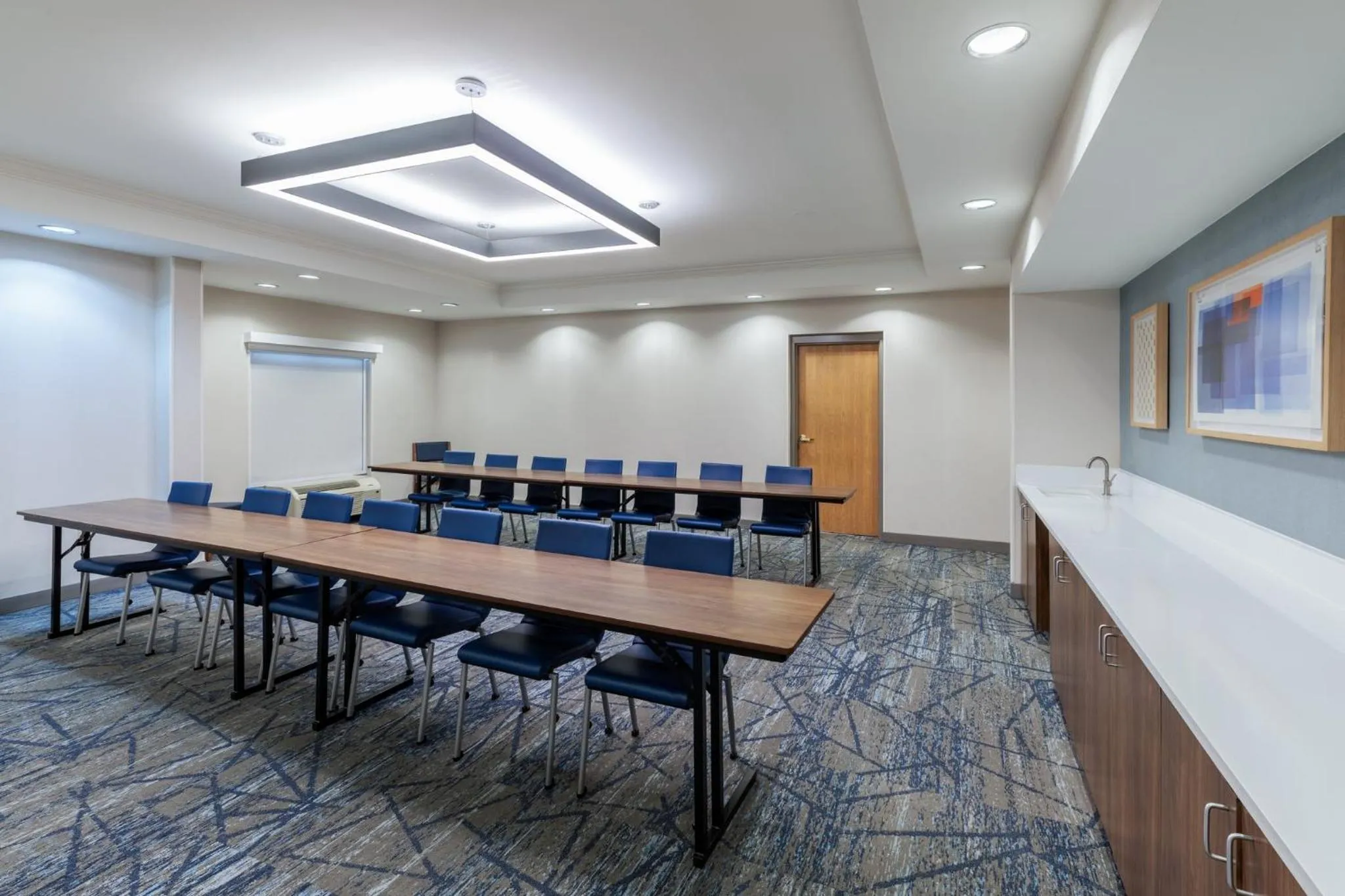 Meeting/conference room in Holiday Inn Express Vicksburg by IHG