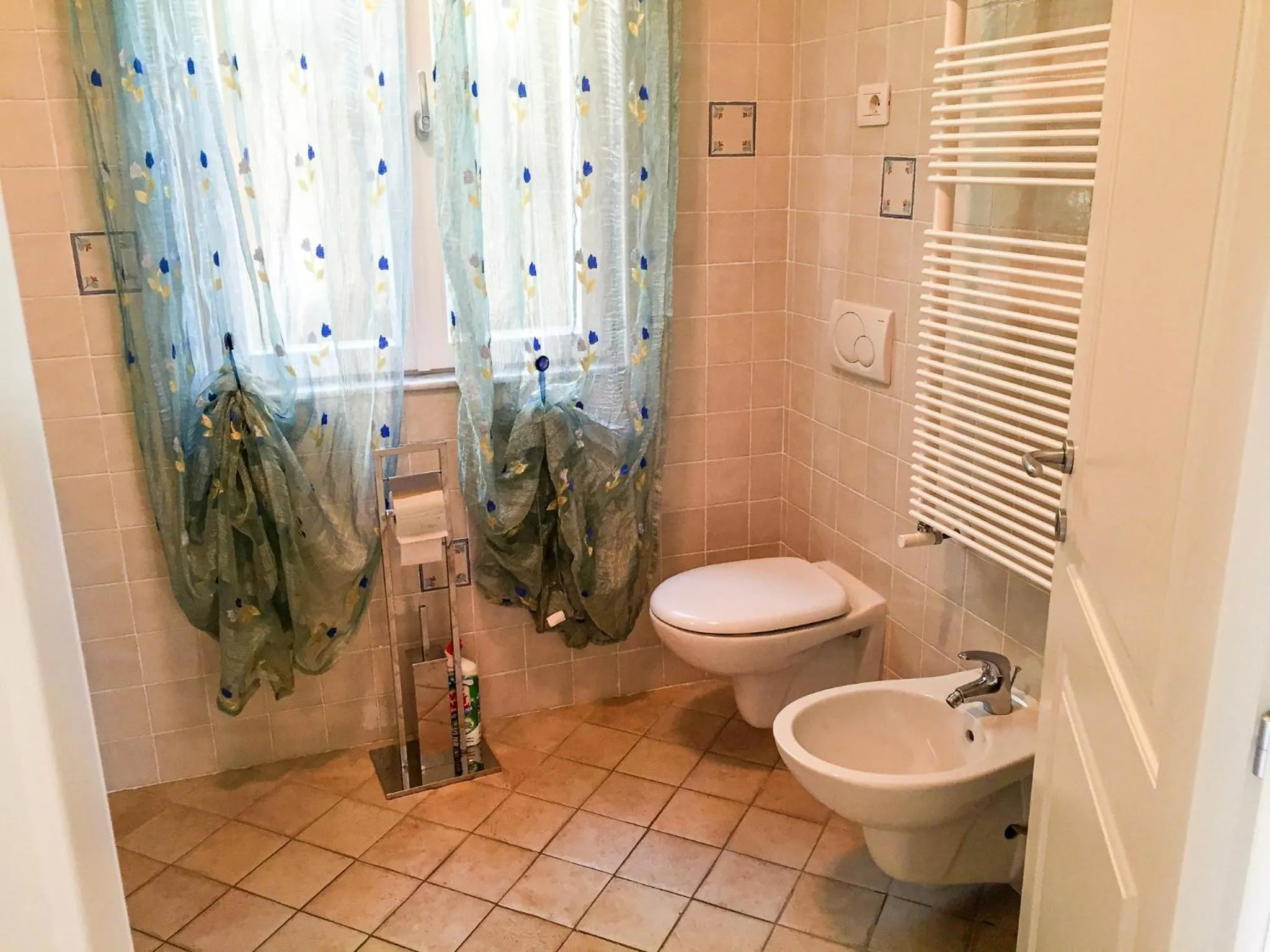 Toilet in Casa Erica