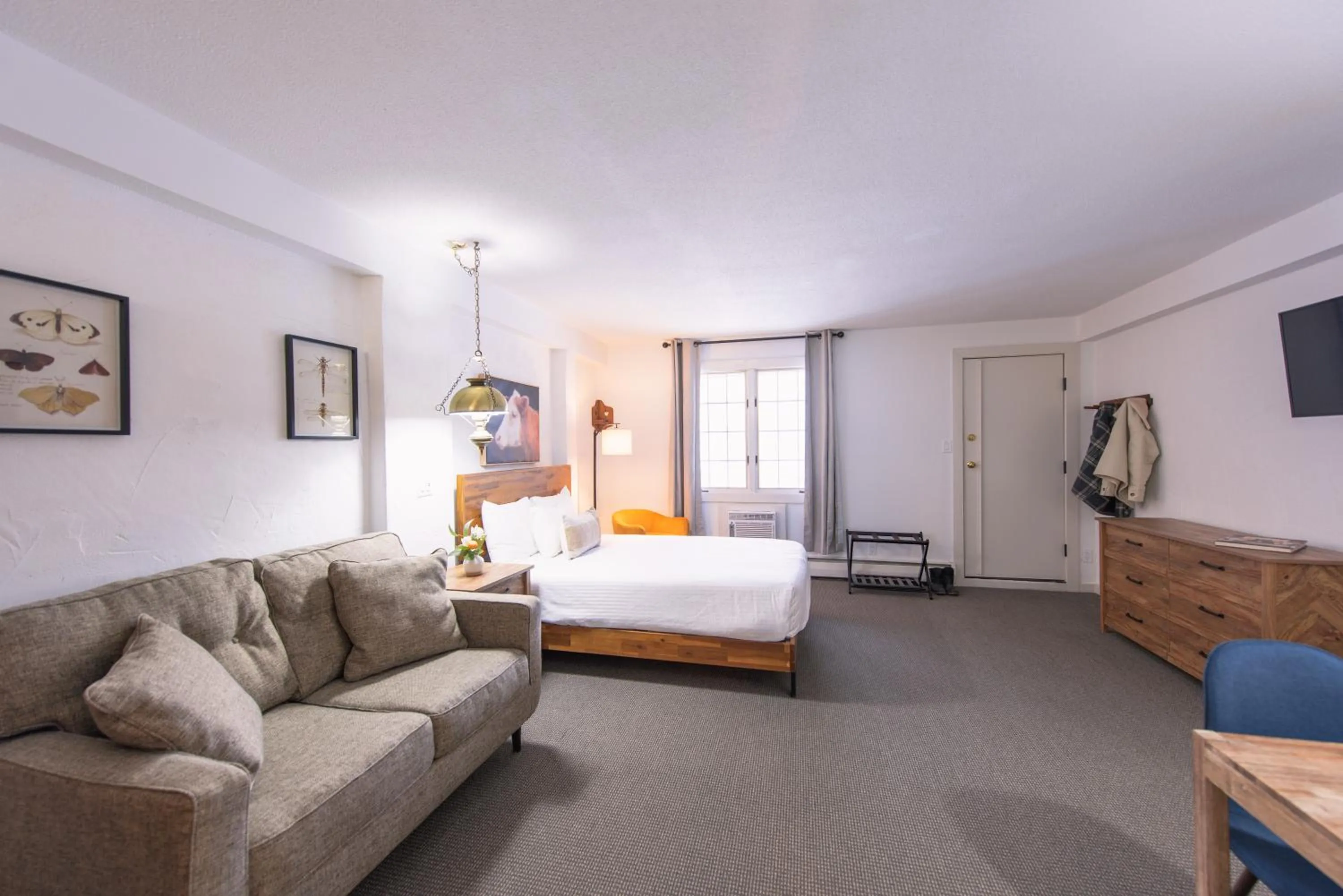 Bed in Innsbruck Inn at Stowe