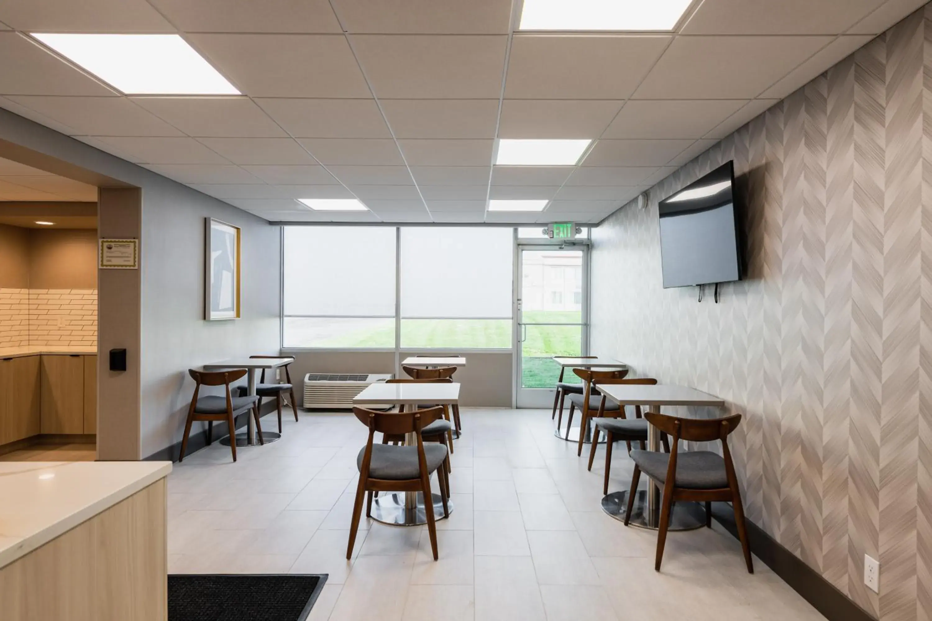 Restaurant/places to eat in Garden Executive Hotel Restaurant/places to eat in Garden Executive Hotel