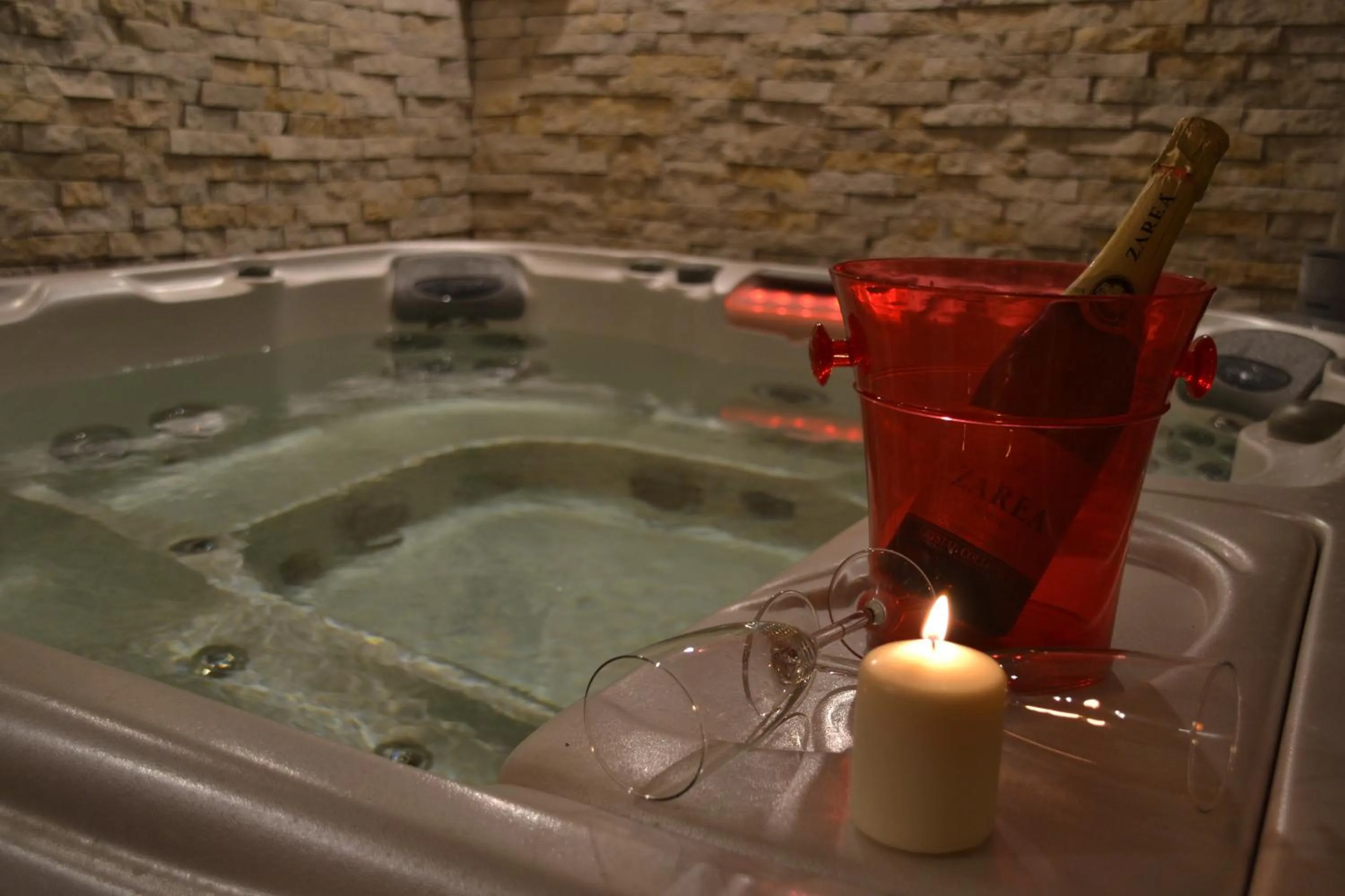 Hot Tub in Hotel Condor