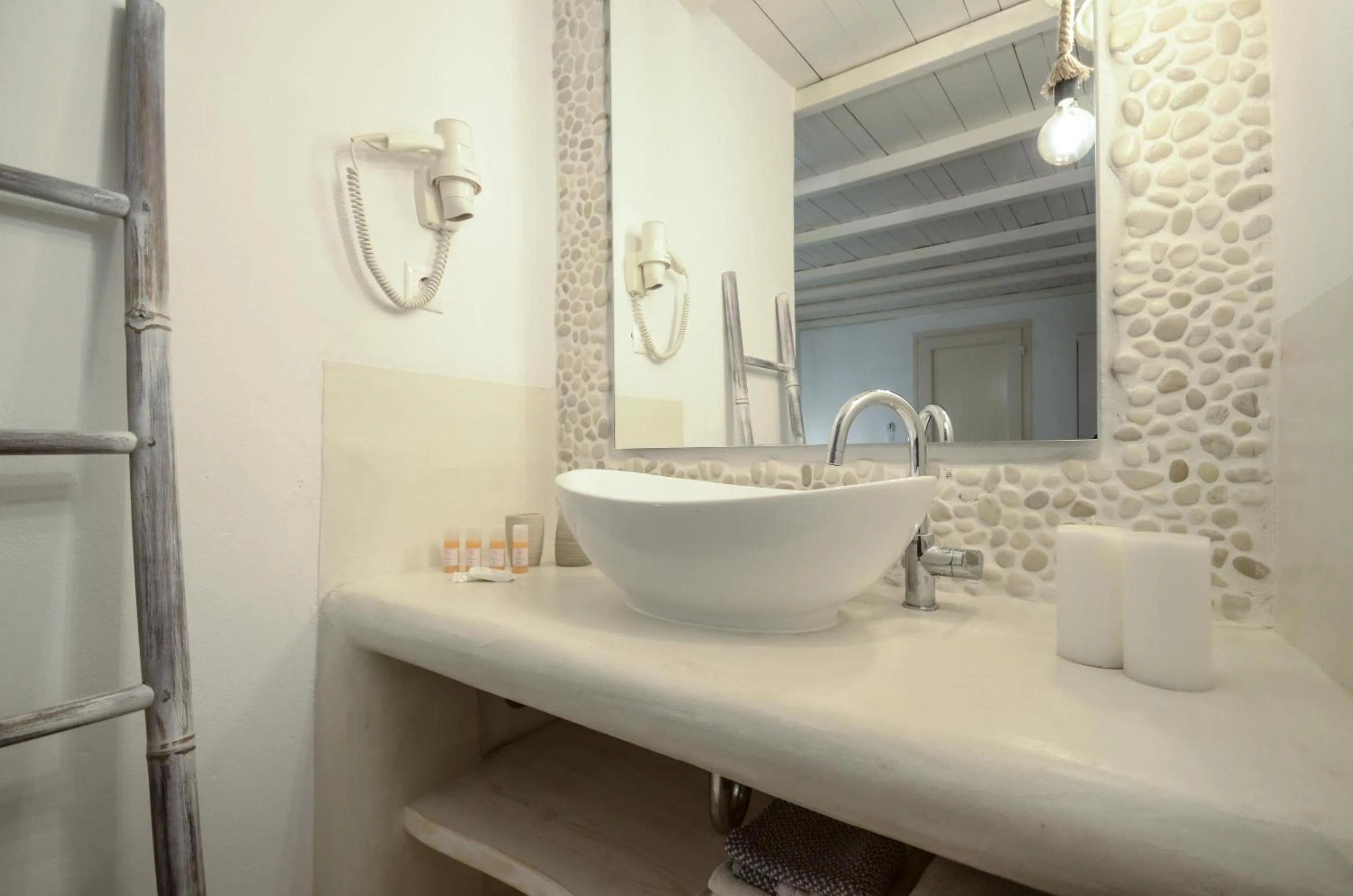 Area and facilities in Blue Sky Summer