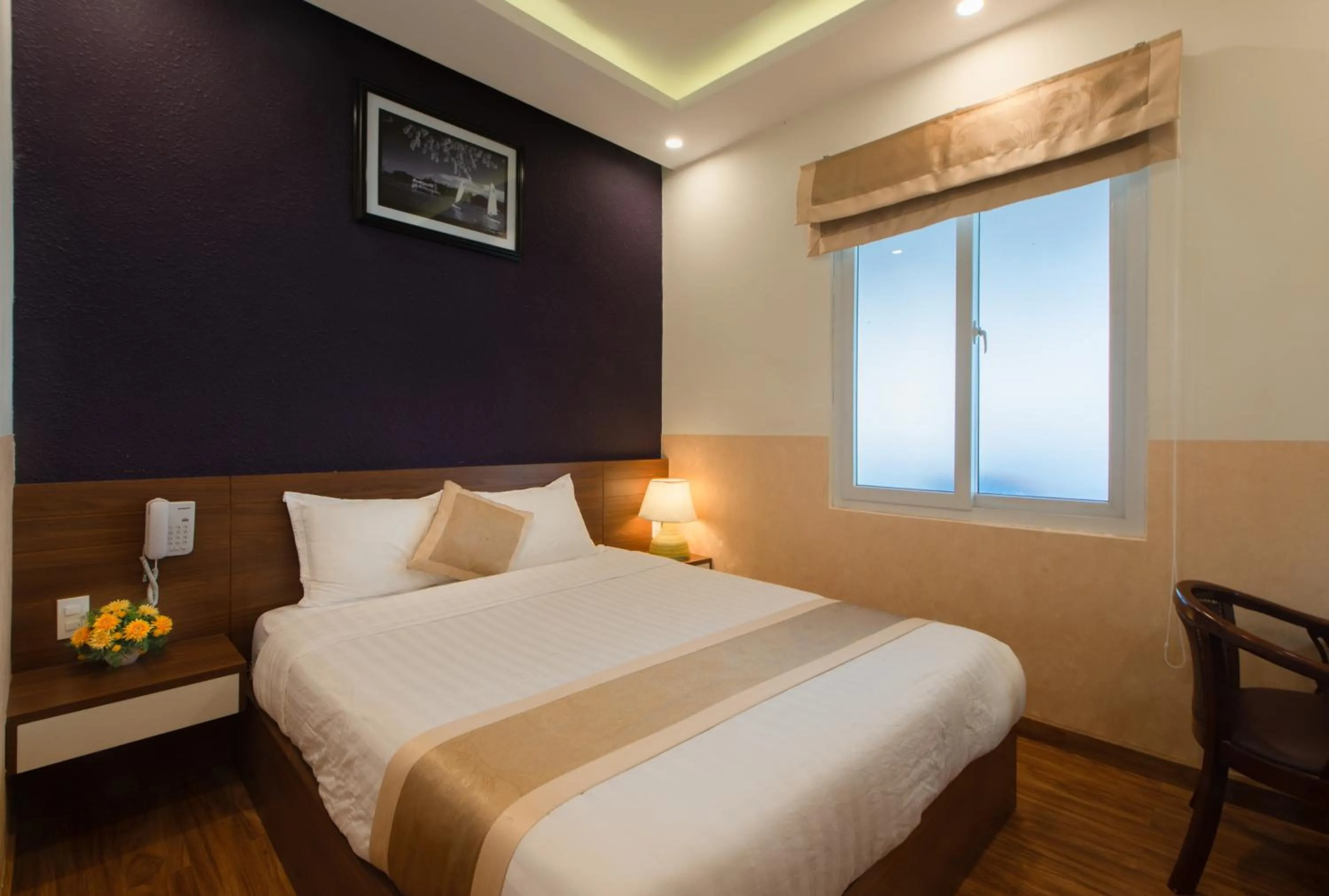 Bed in Duy Vinh Hotel Dalat