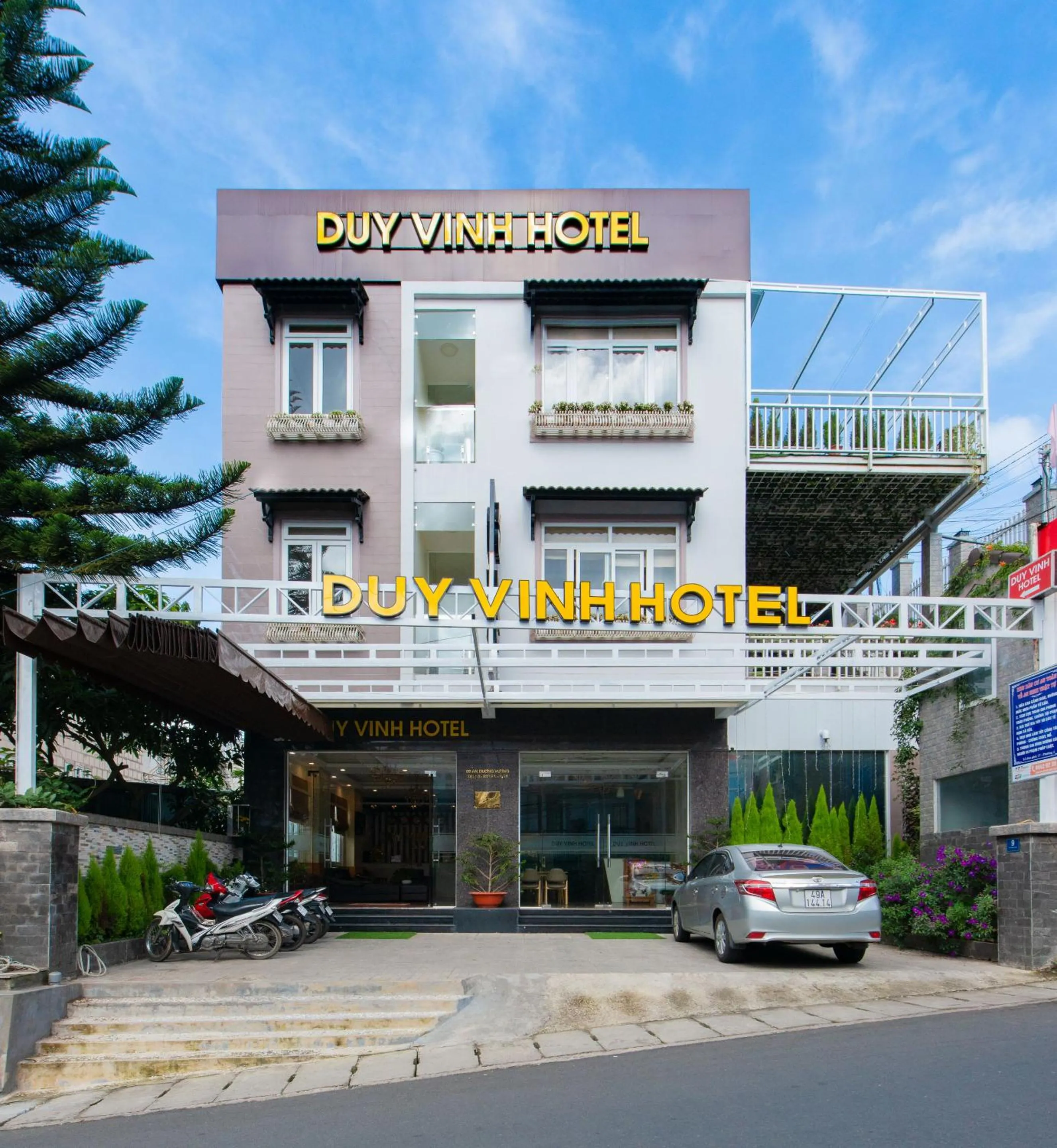 Facade/entrance in Duy Vinh Hotel Dalat