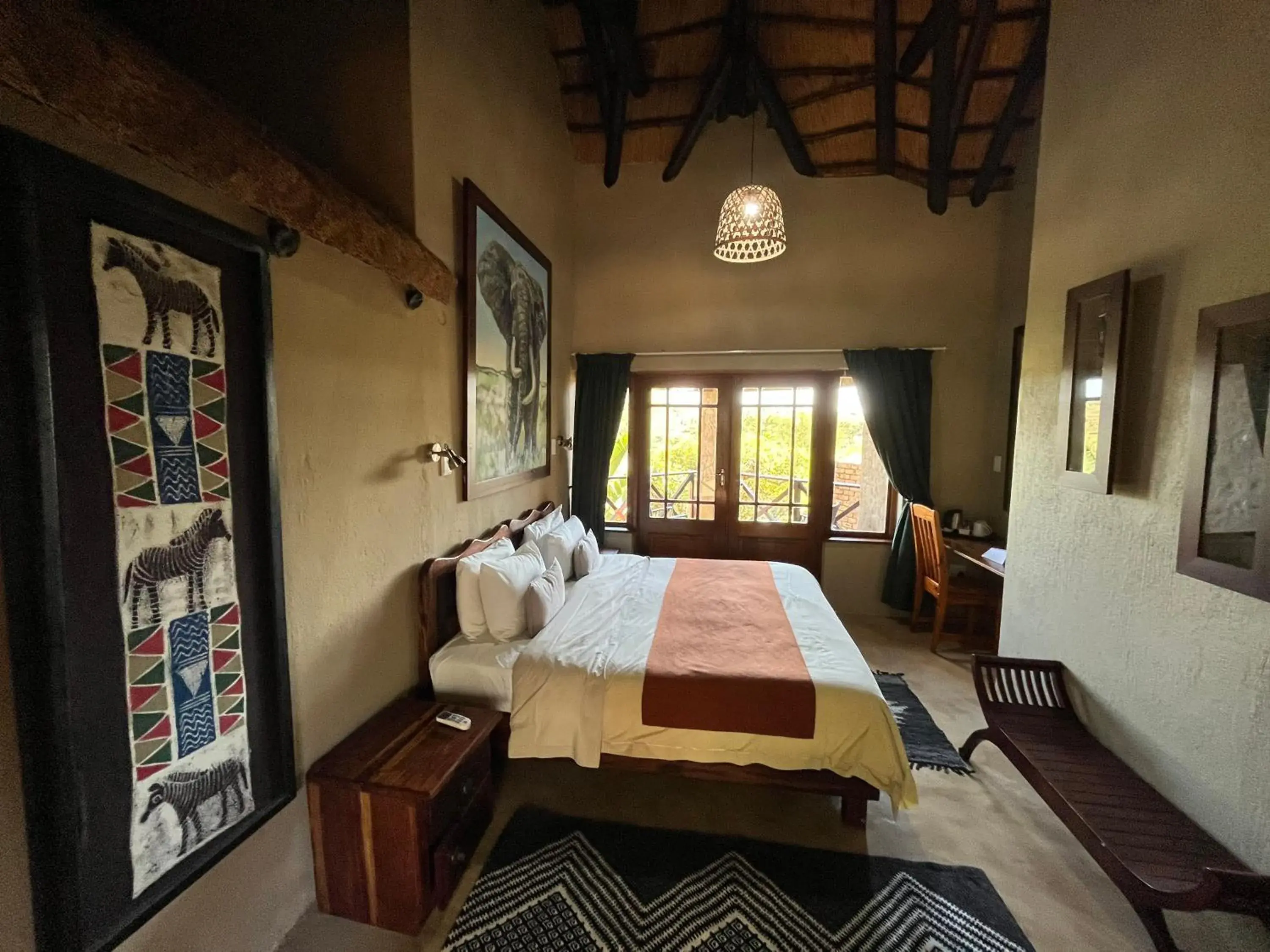 Bedroom, Bed in Crocodile Kruger Safari Lodge Bedroom, Bed in Crocodile Kruger Safari Lodge